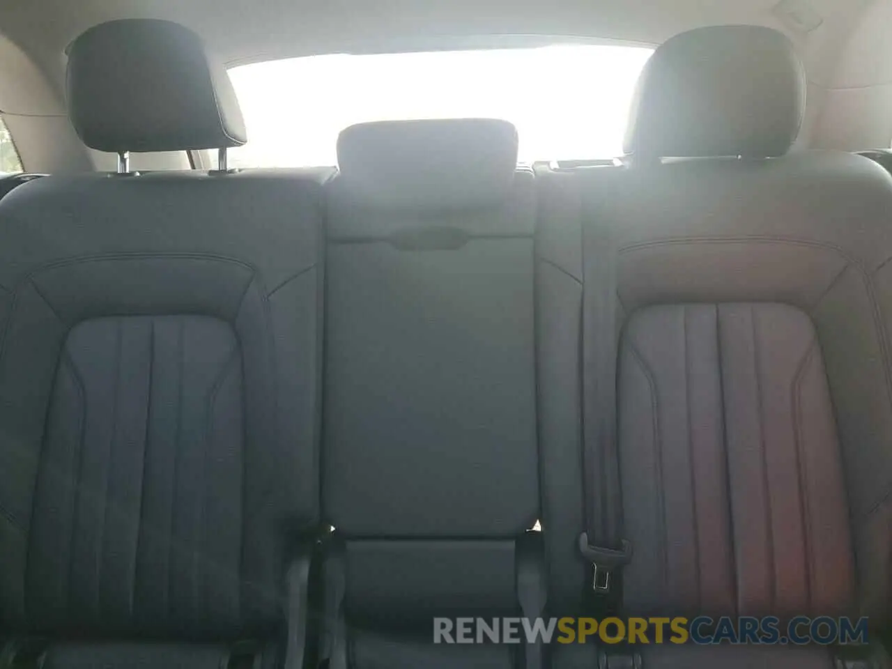 10 fotografías del automóvil dañado WA1ANAFY6L2020751 AUDI Q5 2020