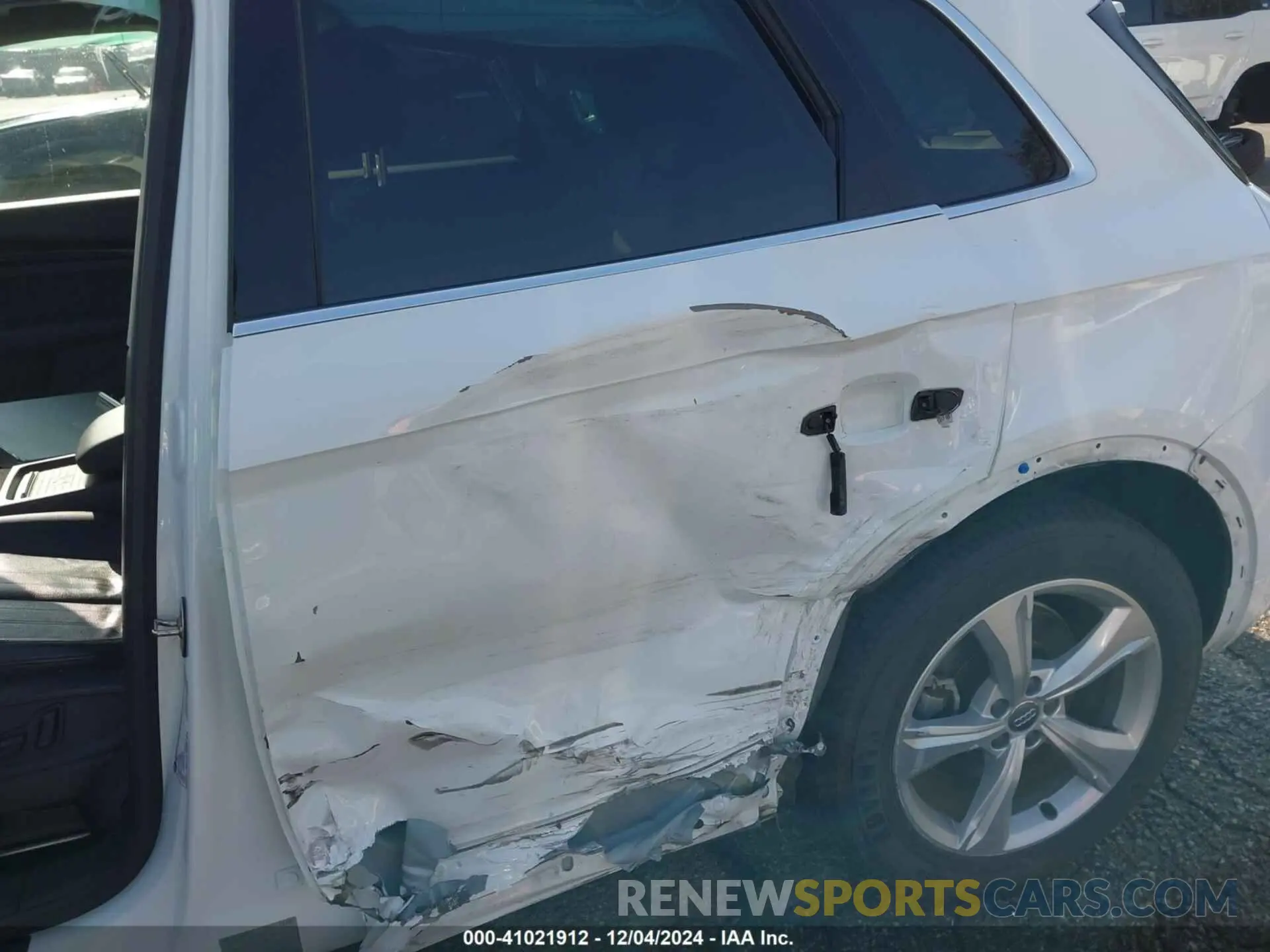 6 fotografías del automóvil dañado WA1ANAFY6L2043611 AUDI Q5 2020