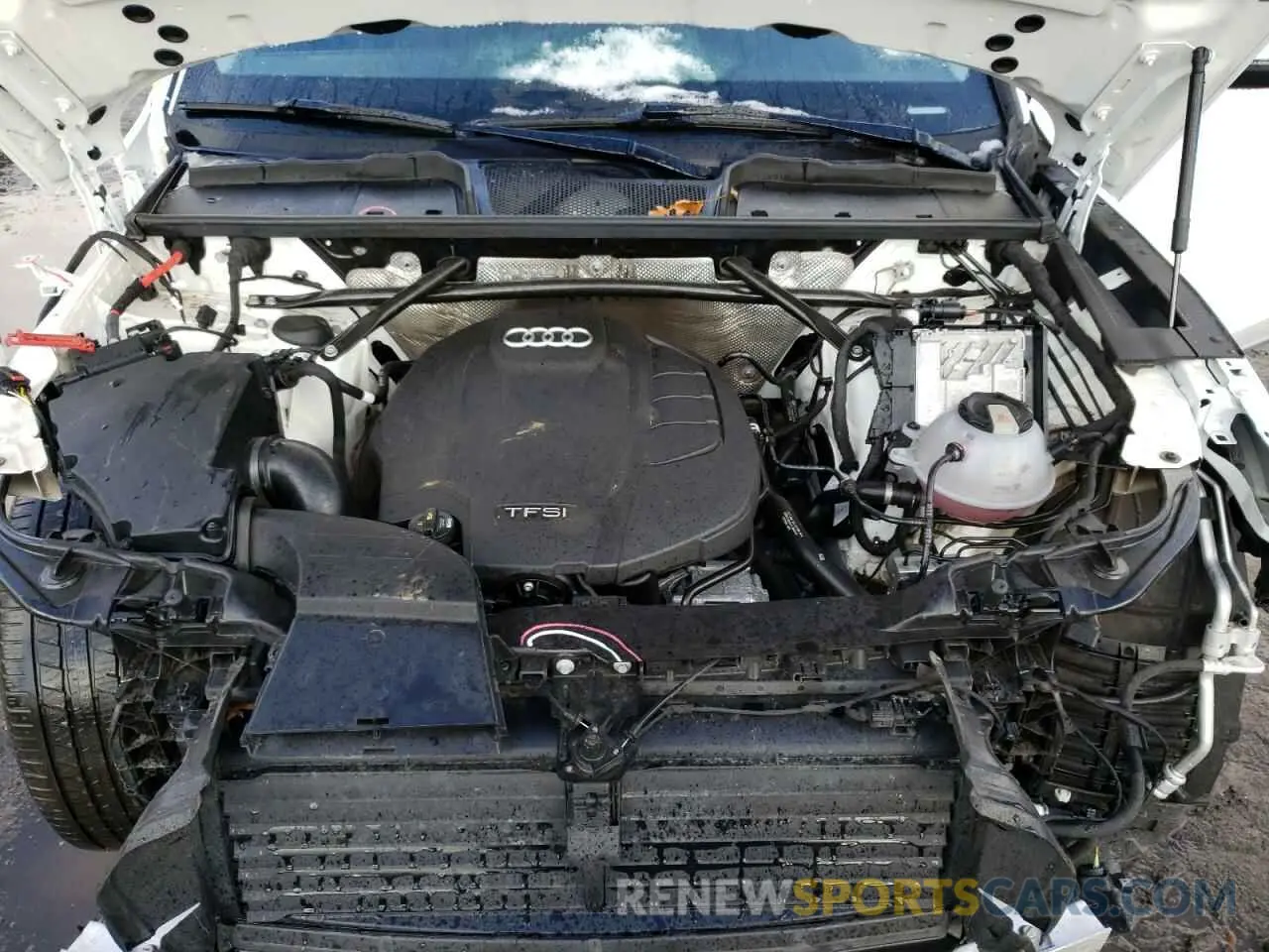 7 fotografías del automóvil dañado WA1ANAFY6L2056133 AUDI Q5 2020
