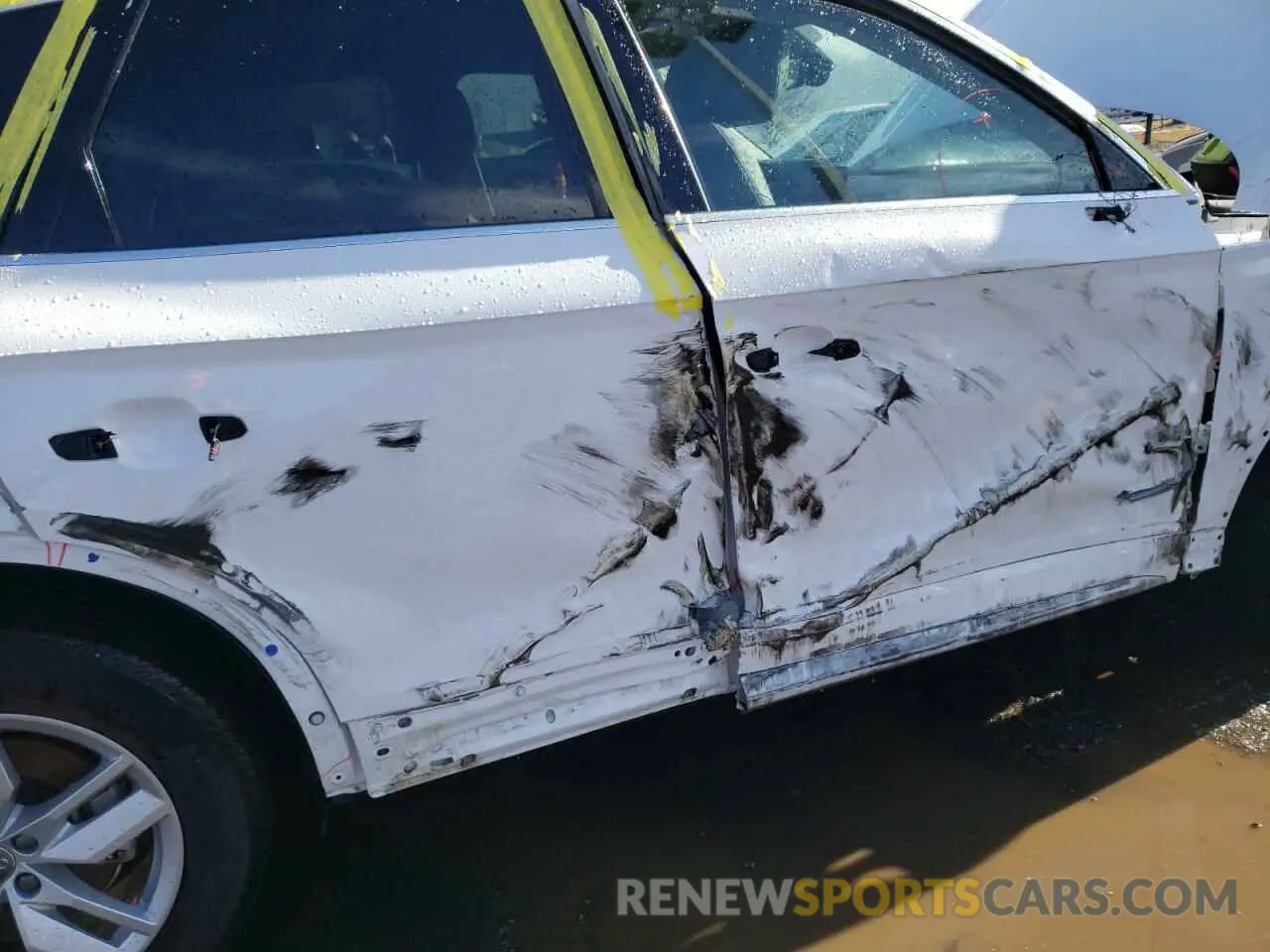 9 fotografías del automóvil dañado WA1ANAFY6L2056133 AUDI Q5 2020