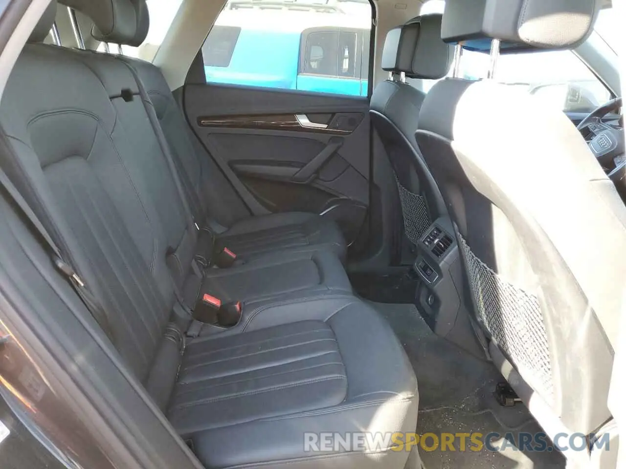 11 fotografías del automóvil dañado WA1ANAFY6L2106142 AUDI Q5 2020