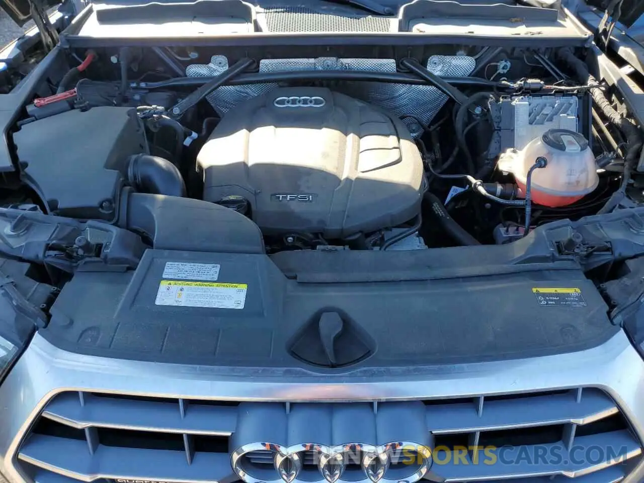 12 fotografías del automóvil dañado WA1ANAFY6L2106142 AUDI Q5 2020