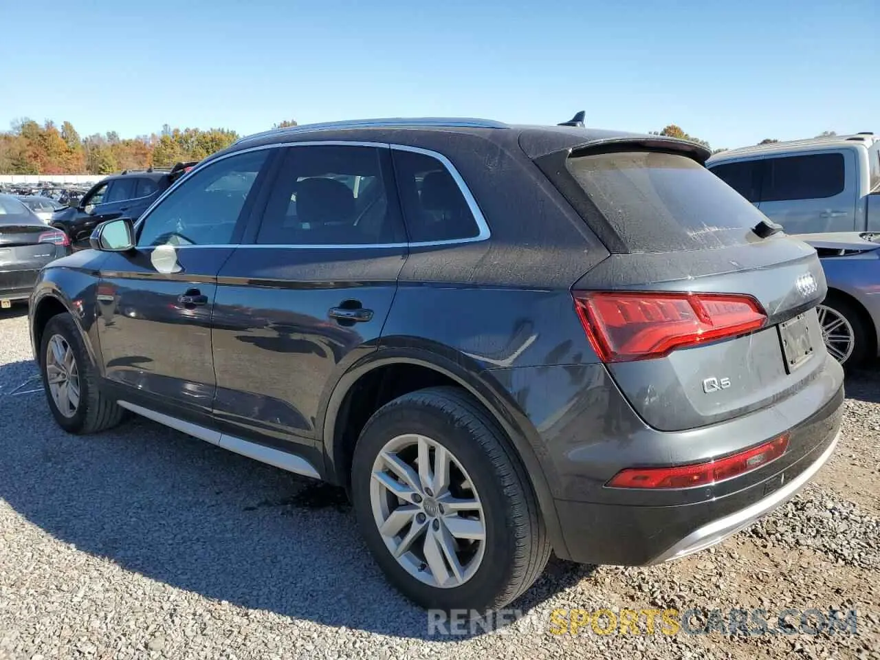 2 fotografías del automóvil dañado WA1ANAFY6L2106142 AUDI Q5 2020