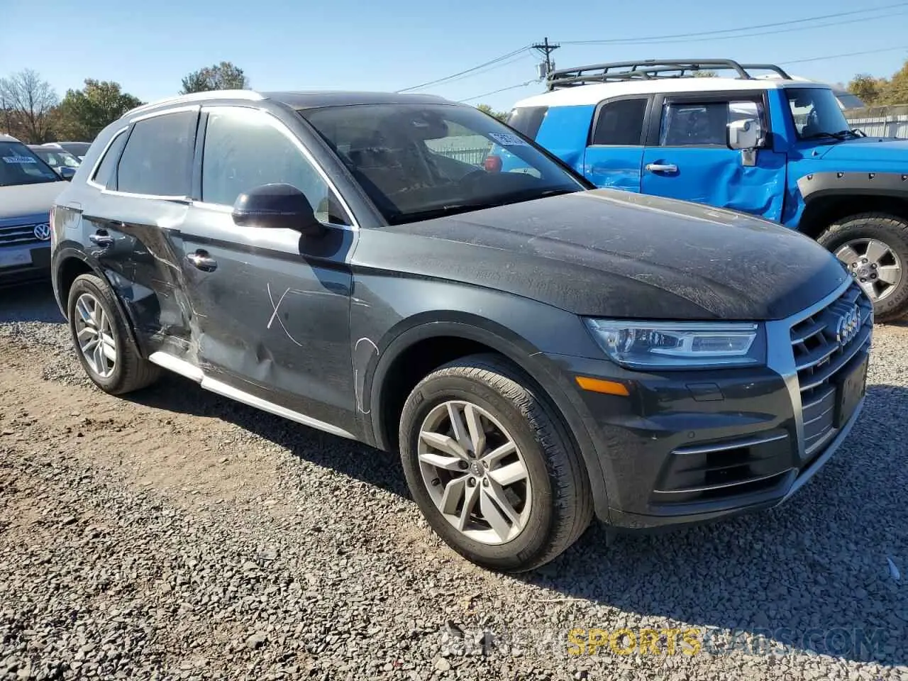 4 fotografías del automóvil dañado WA1ANAFY6L2106142 AUDI Q5 2020