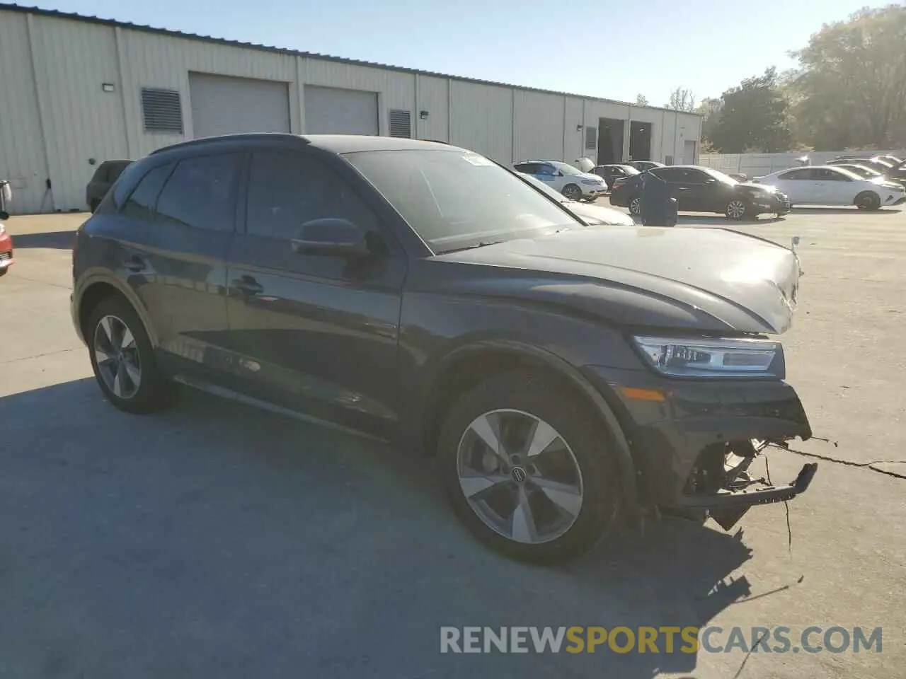 4 fotografías del automóvil dañado WA1ANAFY6L2112619 AUDI Q5 2020