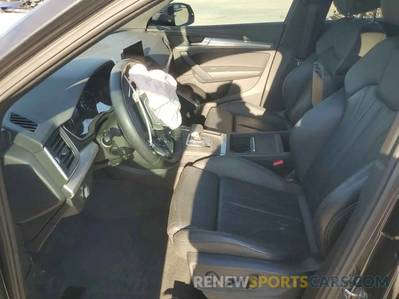 7 fotografías del automóvil dañado WA1ANAFY6L2112619 AUDI Q5 2020