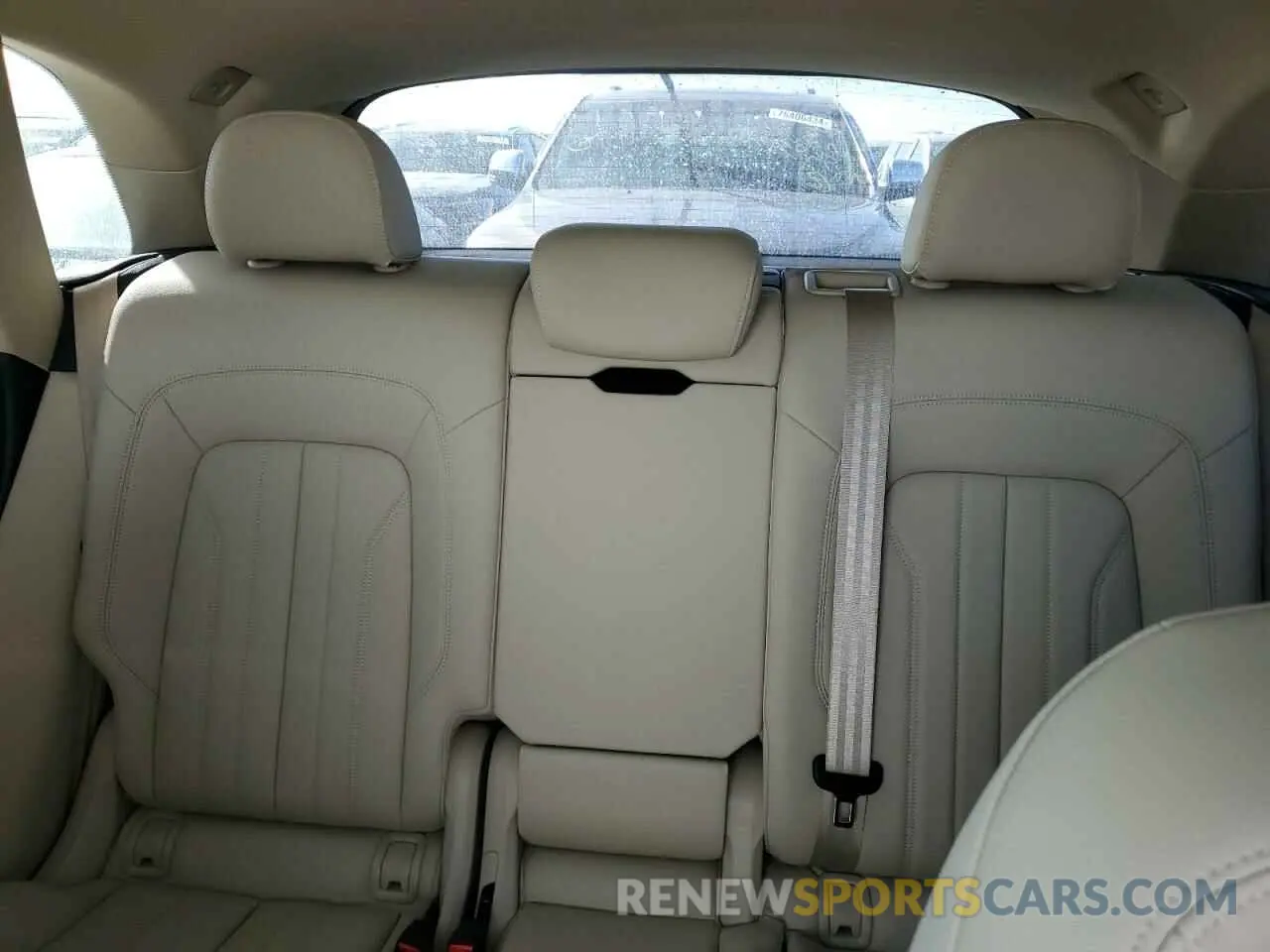 10 fotografías del automóvil dañado WA1ANAFY7L2045674 AUDI Q5 2020