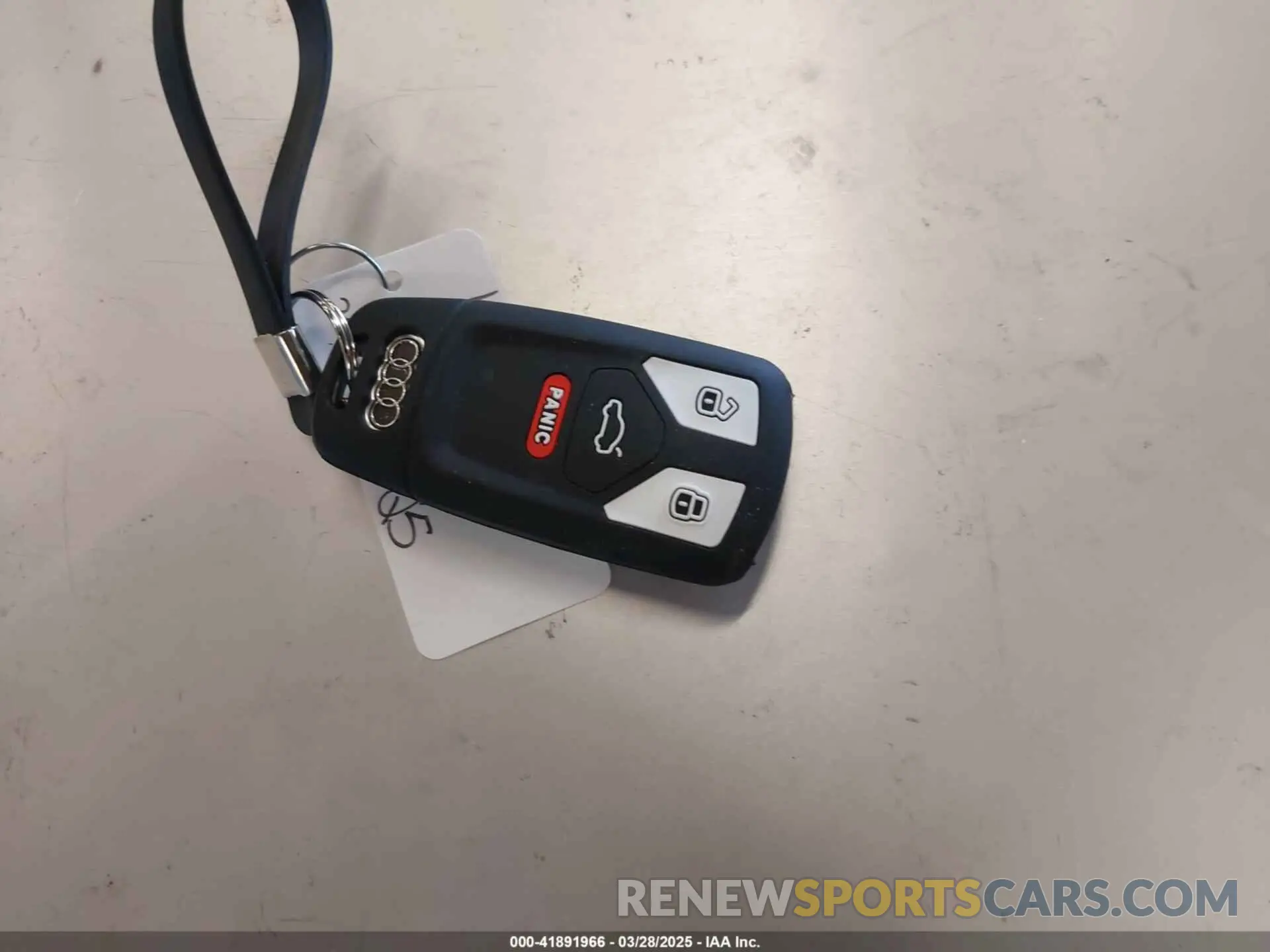 11 fotografías del automóvil dañado WA1ANAFY8L2025272 AUDI Q5 2020