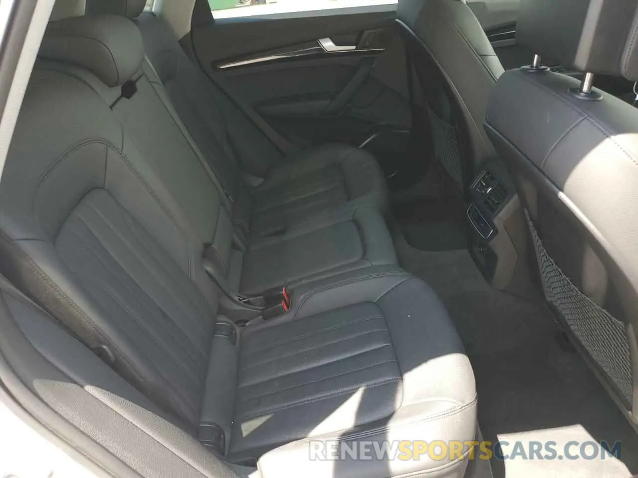11 fotografías del automóvil dañado WA1ANAFY9L2034921 AUDI Q5 2020