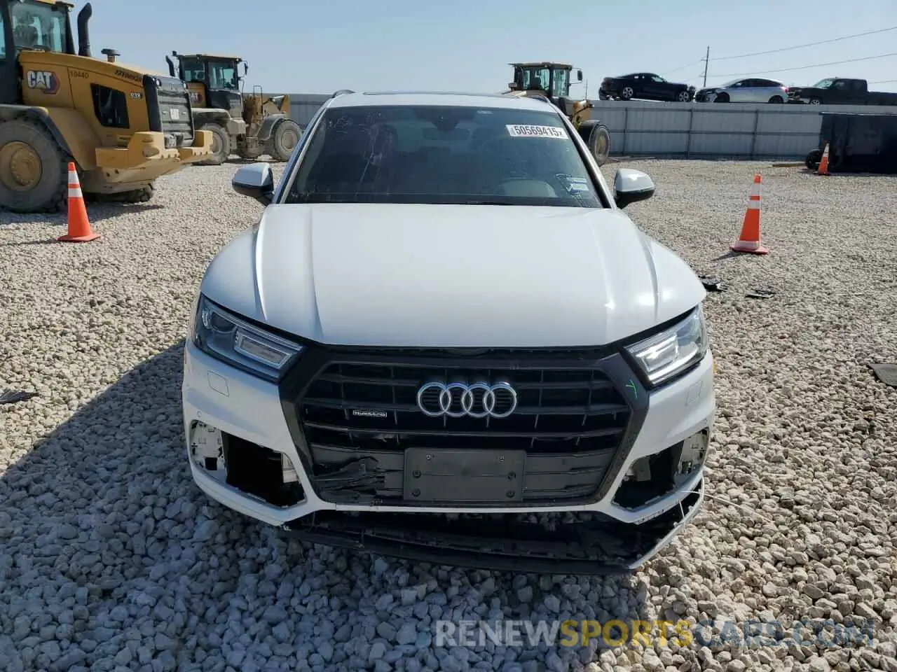 5 fotografías del automóvil dañado WA1ANAFYXL2108850 AUDI Q5 2020