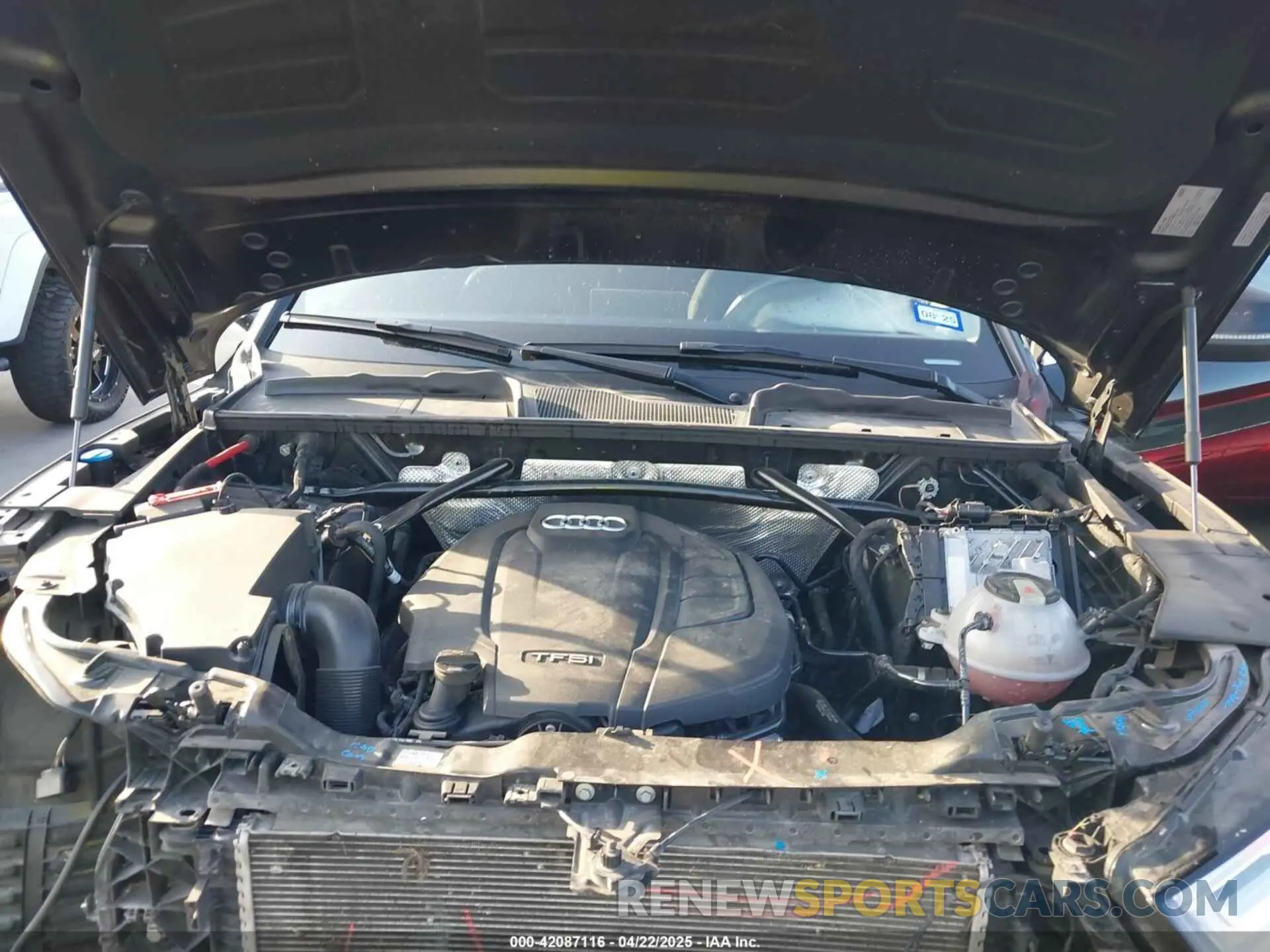 10 fotografías del automóvil dañado WA1BNAFY0L2004064 AUDI Q5 2020