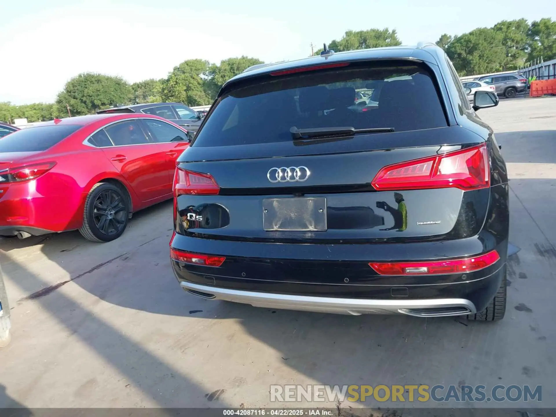 16 fotografías del automóvil dañado WA1BNAFY0L2004064 AUDI Q5 2020