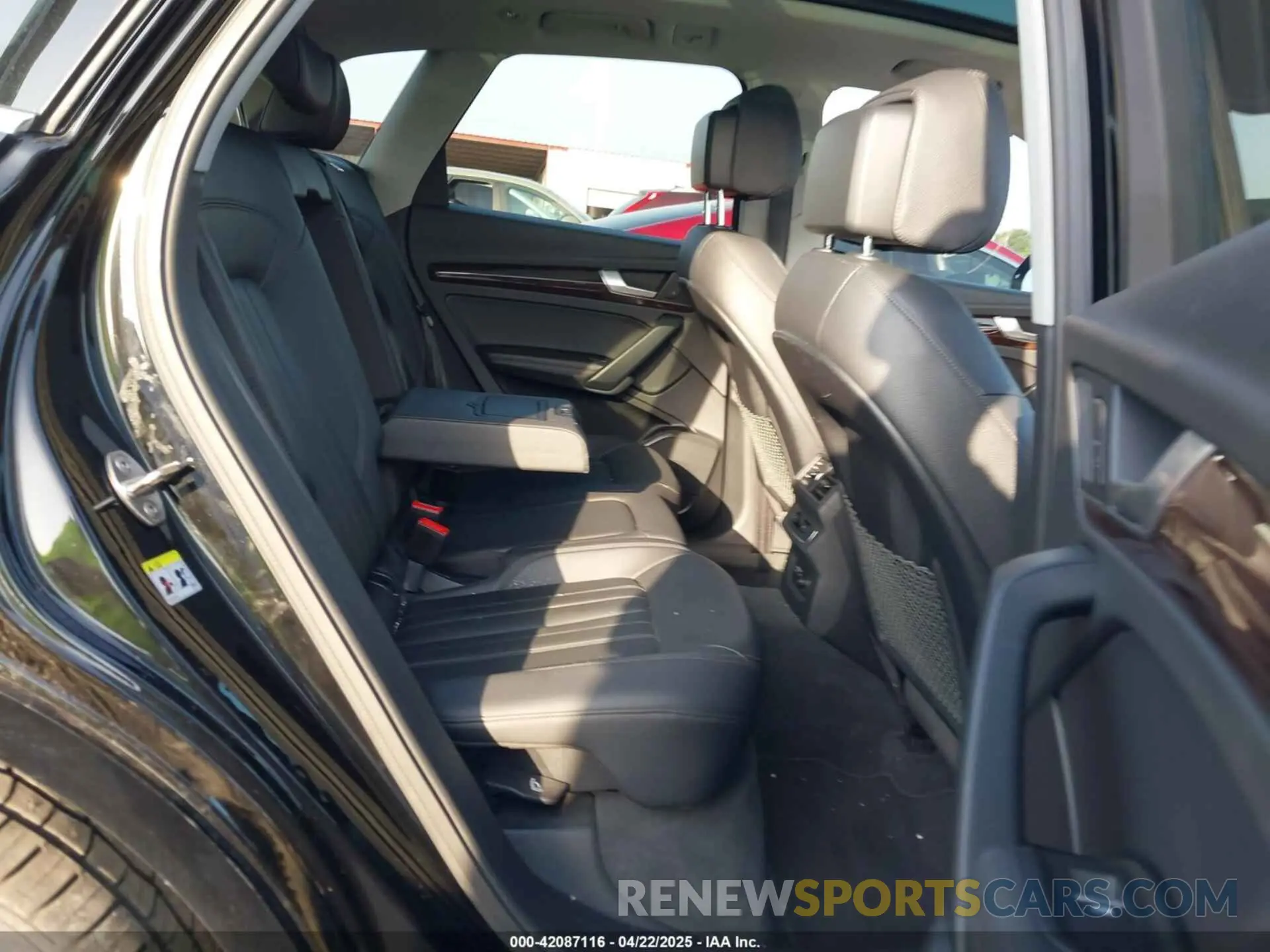 8 fotografías del automóvil dañado WA1BNAFY0L2004064 AUDI Q5 2020