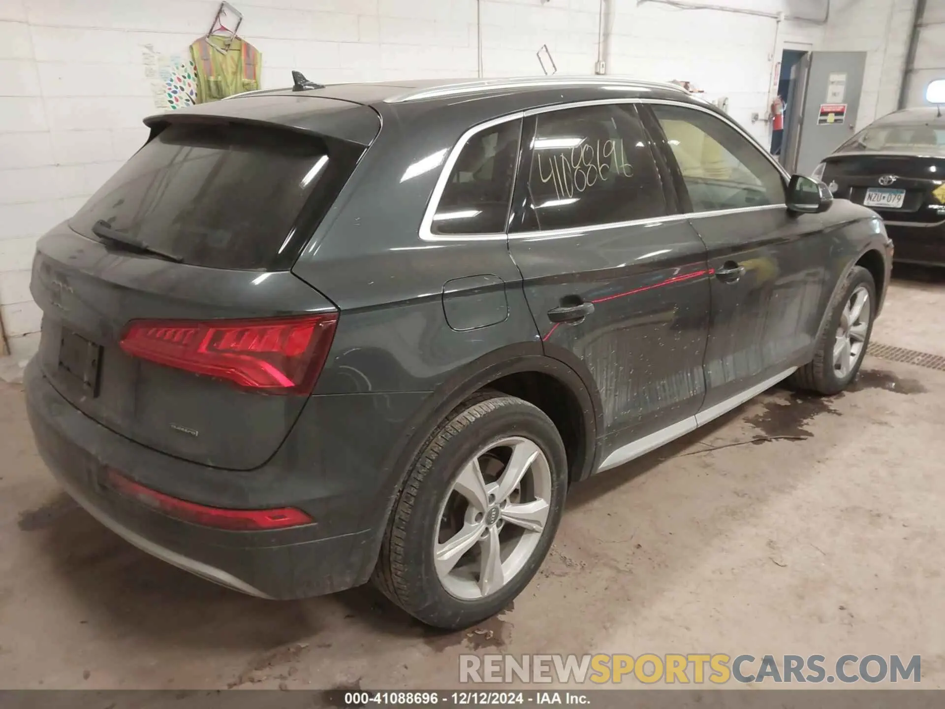 4 fotografías del automóvil dañado WA1BNAFY0L2013198 AUDI Q5 2020