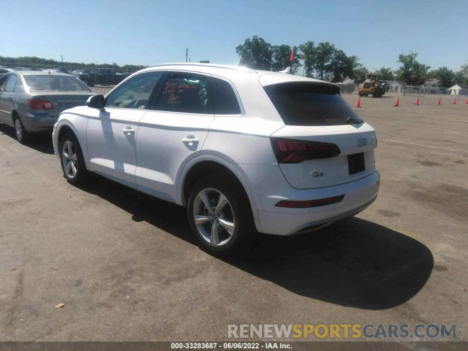 3 fotografías del automóvil dañado WA1BNAFY0L2057833 AUDI Q5 2020