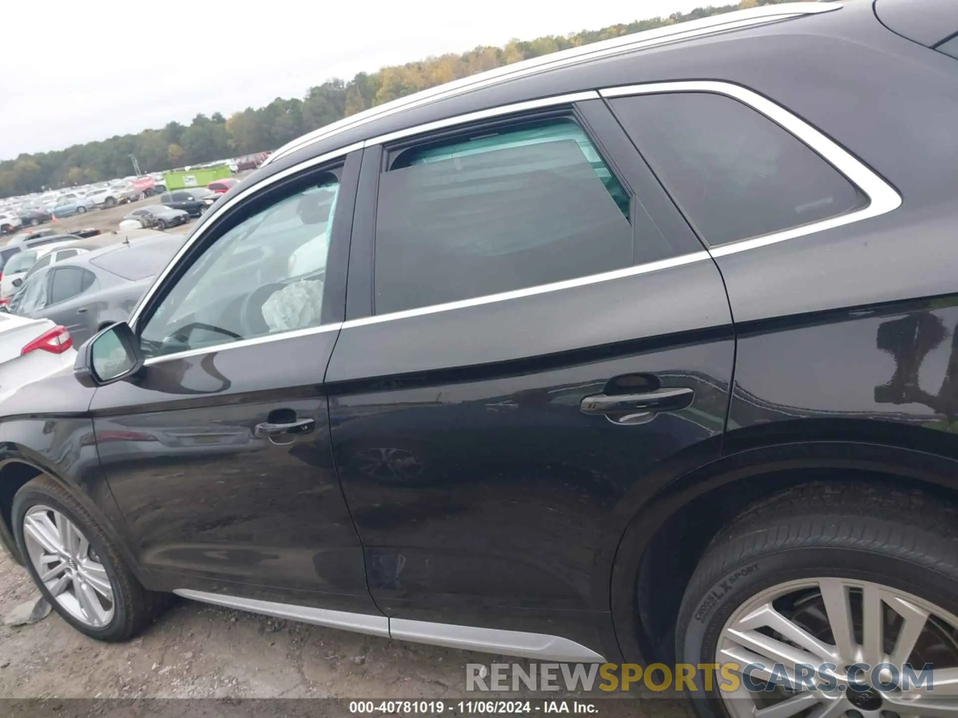 14 fotografías del automóvil dañado WA1BNAFY1L2103928 AUDI Q5 2020