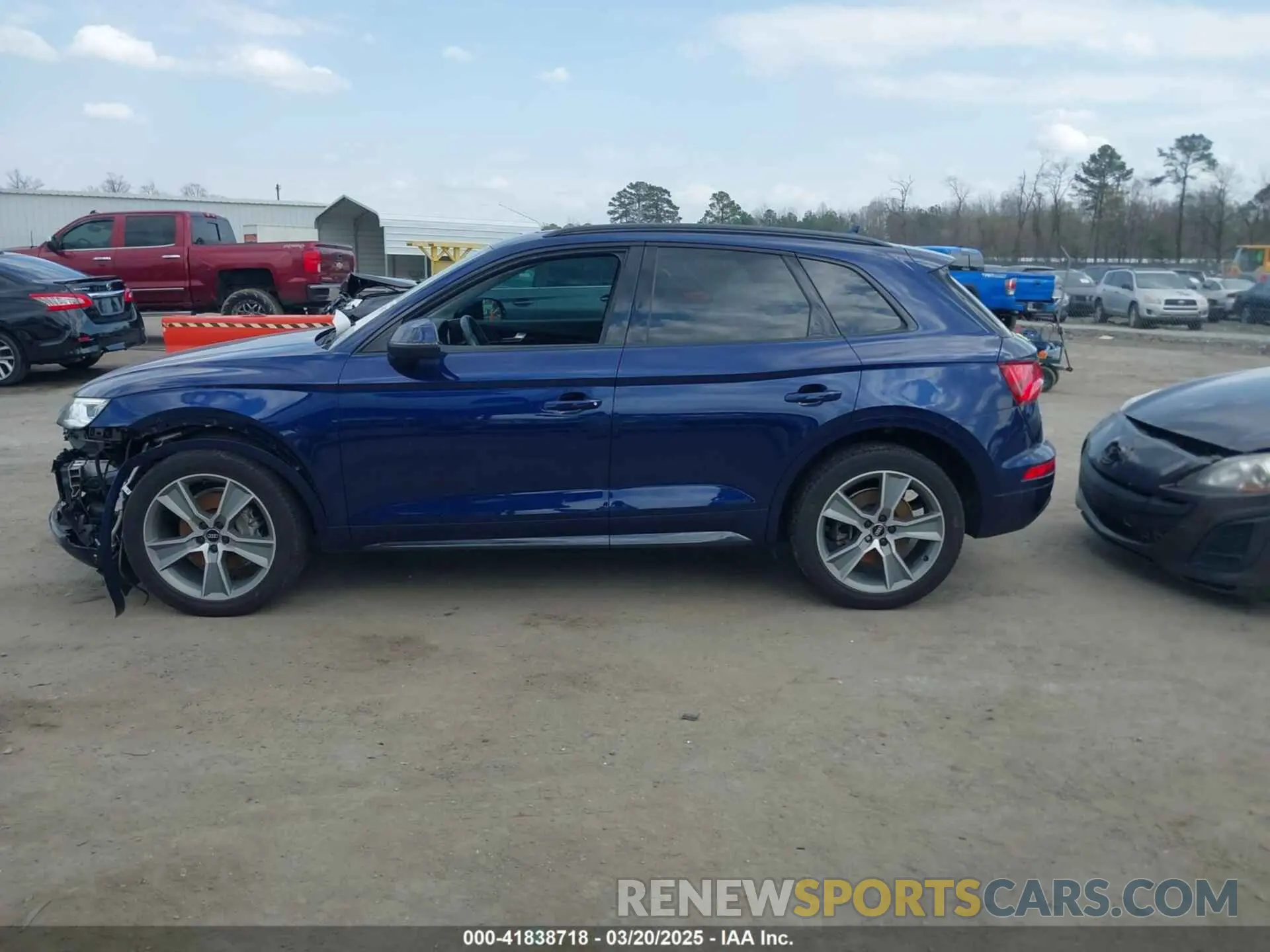 14 fotografías del automóvil dañado WA1BNAFY2L2011761 AUDI Q5 2020