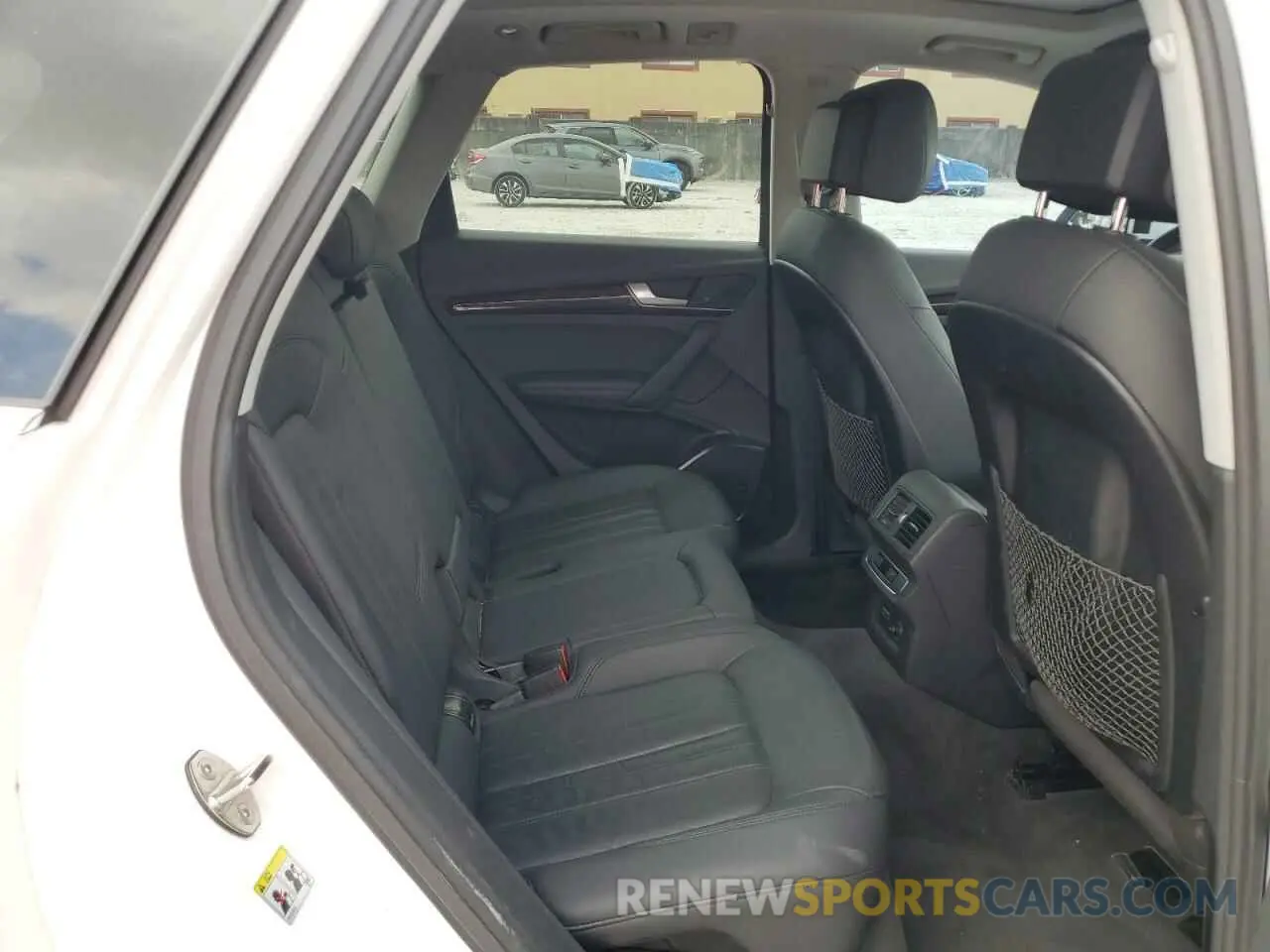 11 fotografías del automóvil dañado WA1BNAFY2L2054786 AUDI Q5 2020