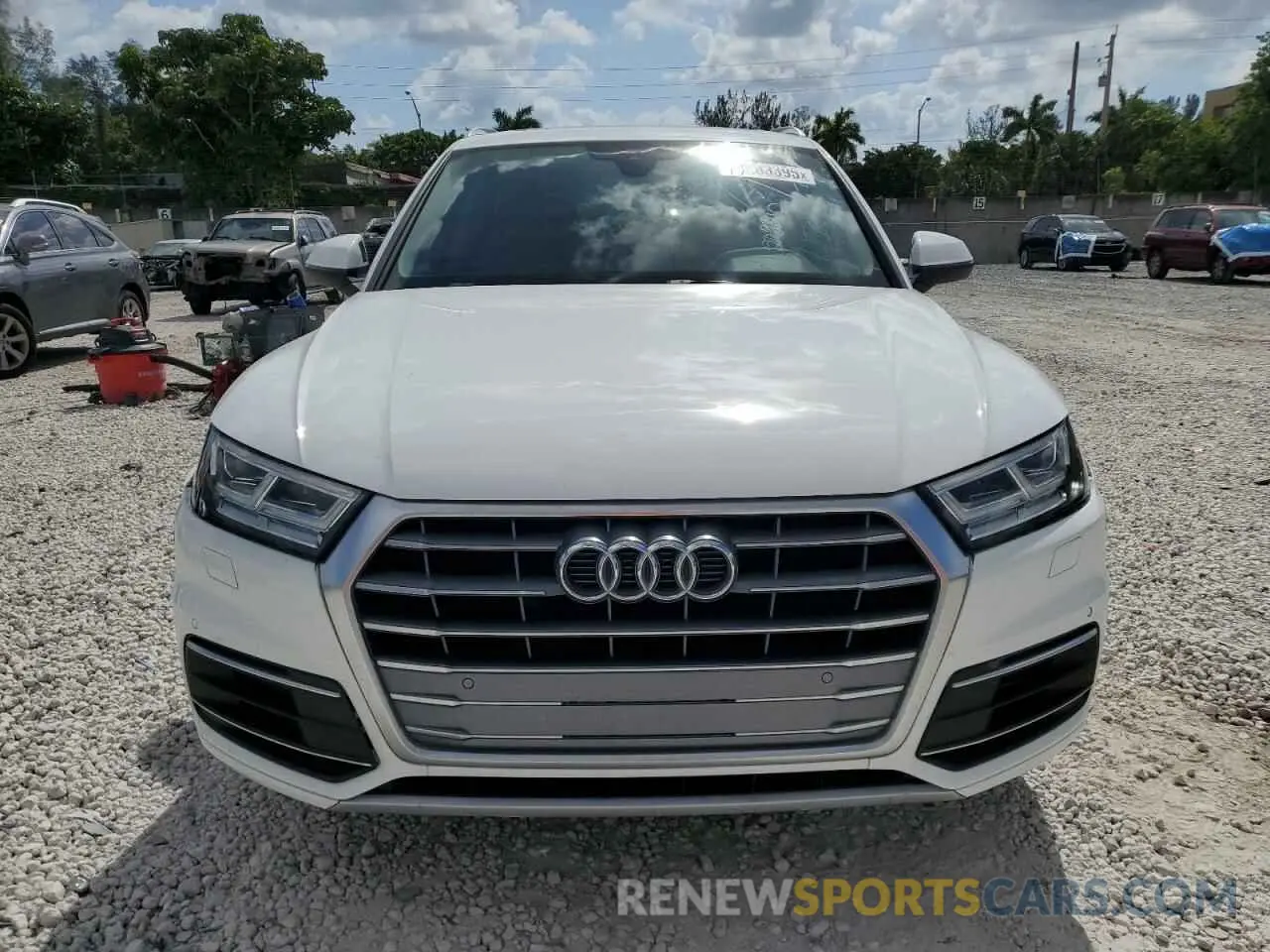 5 fotografías del automóvil dañado WA1BNAFY2L2054786 AUDI Q5 2020