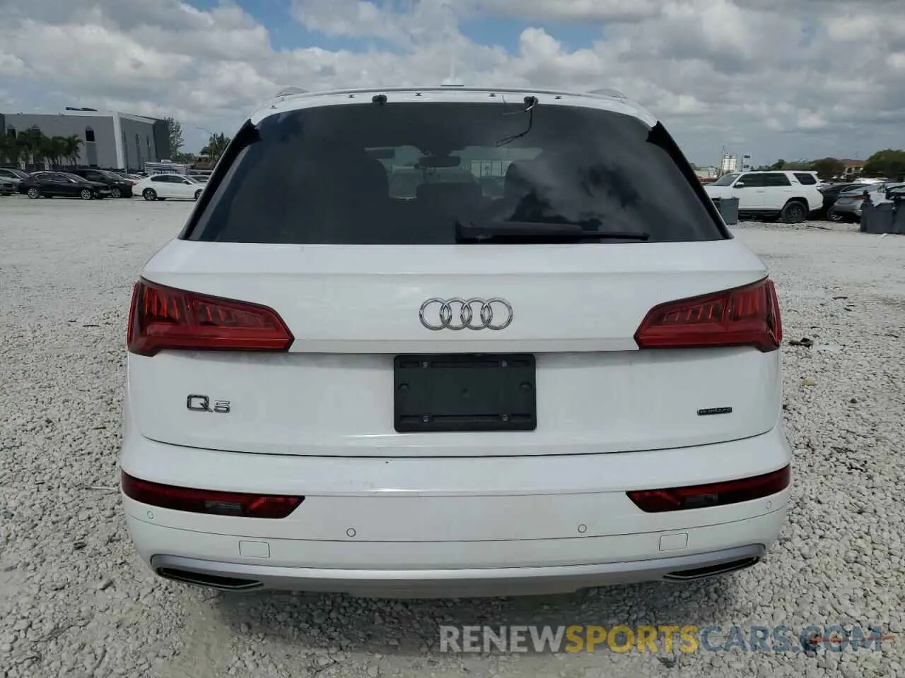 6 fotografías del automóvil dañado WA1BNAFY2L2054786 AUDI Q5 2020