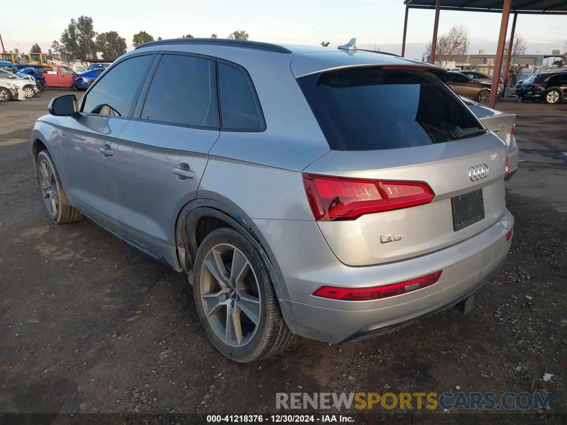 3 fotografías del automóvil dañado WA1BNAFY2L2063164 AUDI Q5 2020
