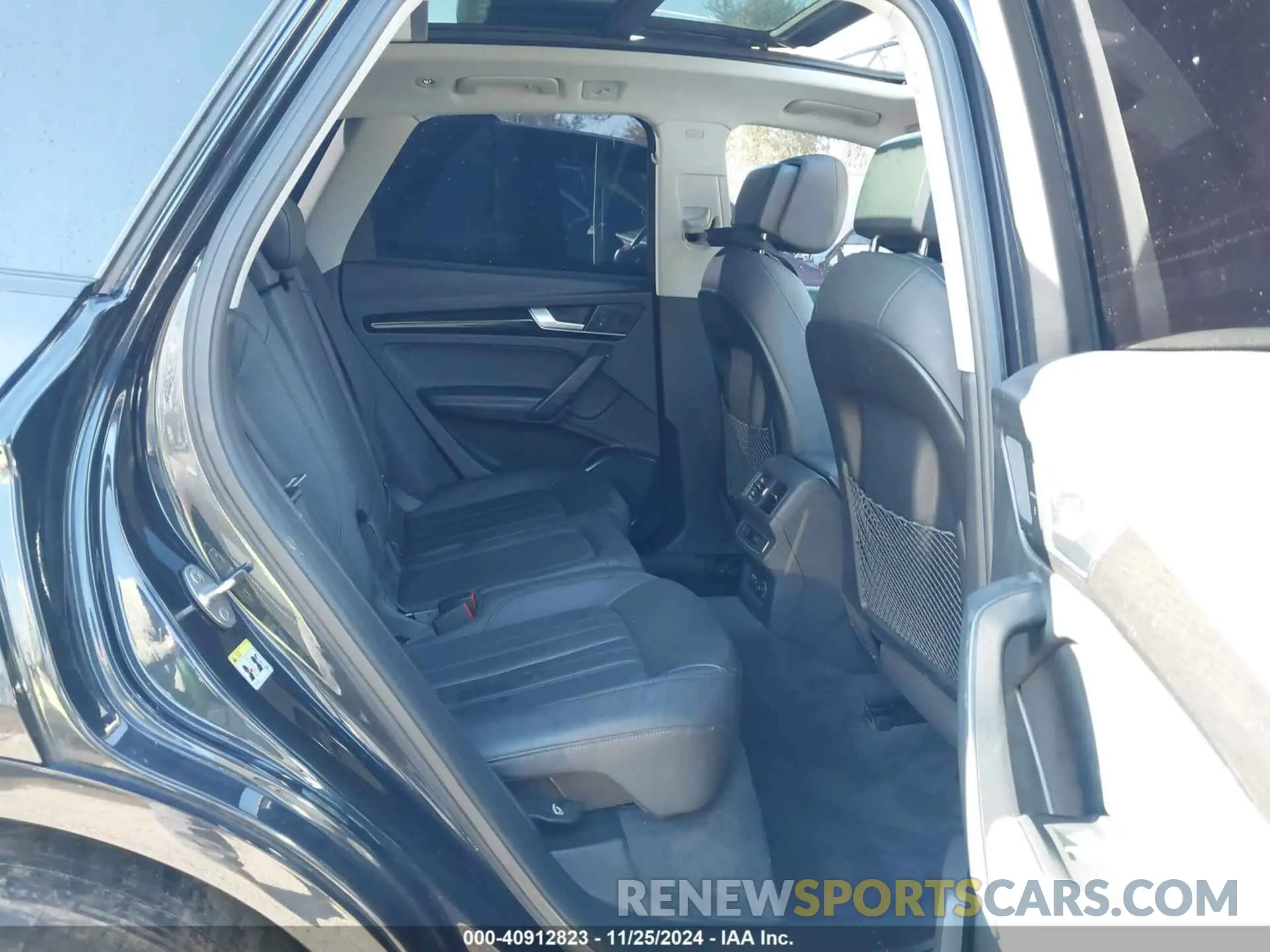 8 fotografías del automóvil dañado WA1BNAFY3L2071645 AUDI Q5 2020