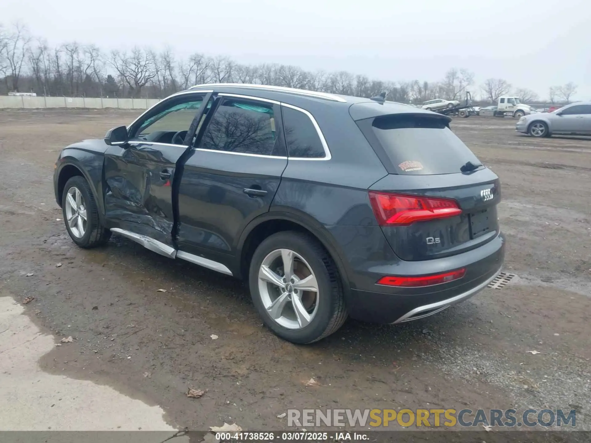 3 fotografías del automóvil dañado WA1BNAFY5L2010054 AUDI Q5 2020