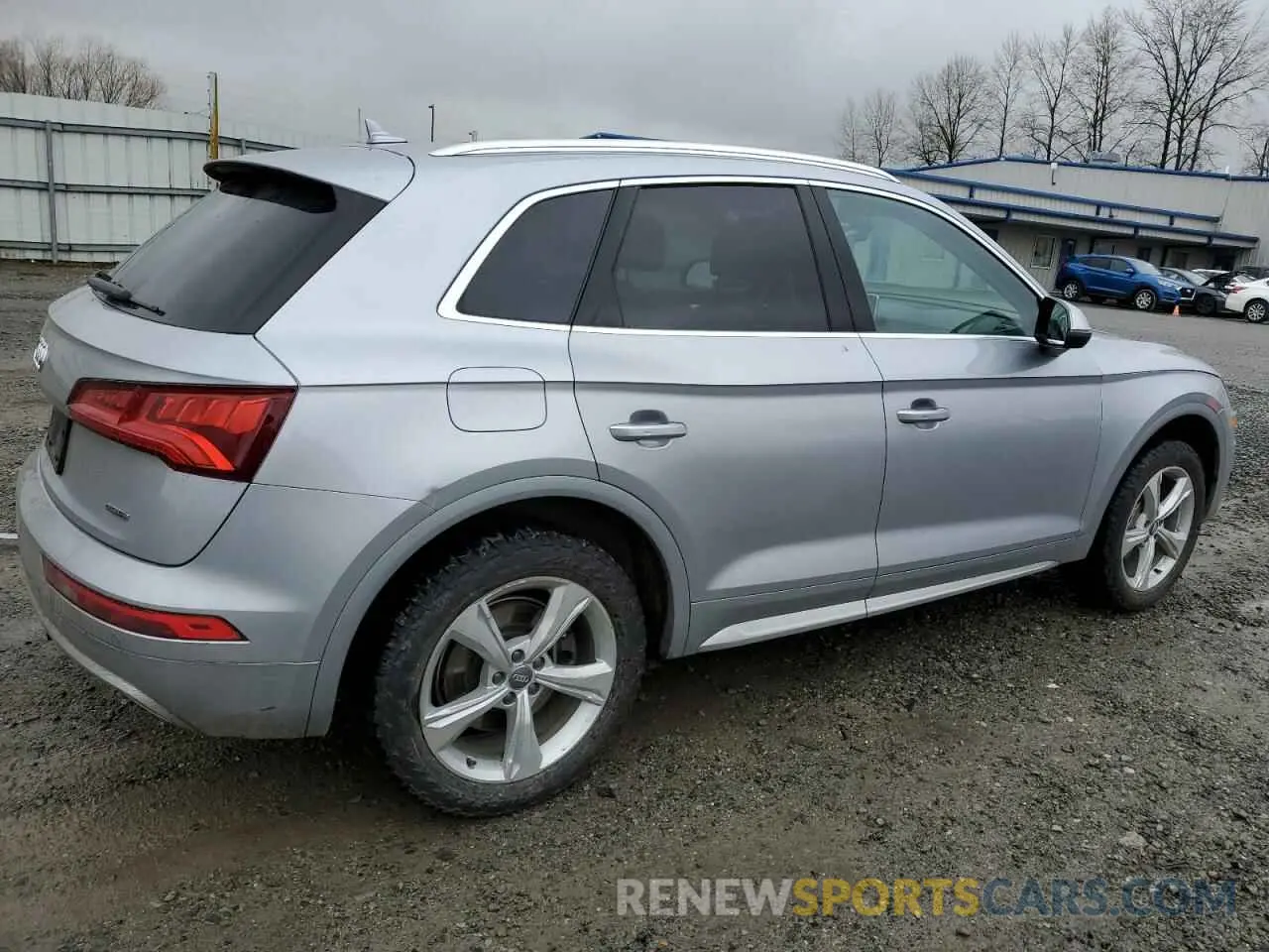 3 fotografías del automóvil dañado WA1BNAFY5L2081478 AUDI Q5 2020