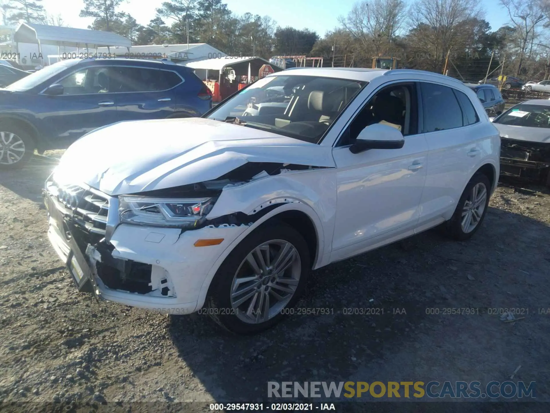 2 fotografías del automóvil dañado WA1BNAFY7L2013635 AUDI Q5 2020