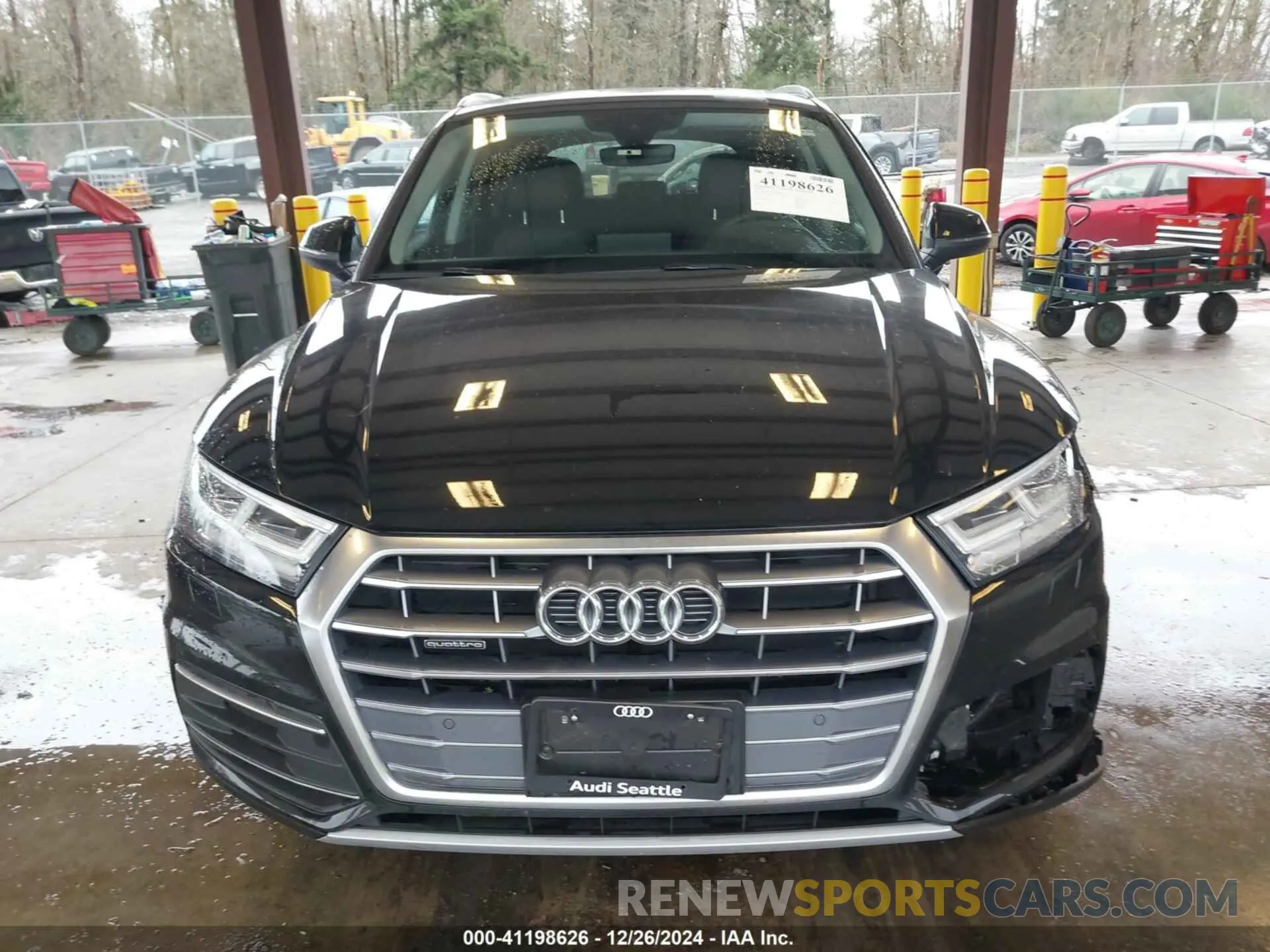13 fotografías del automóvil dañado WA1BNAFY7L2048806 AUDI Q5 2020