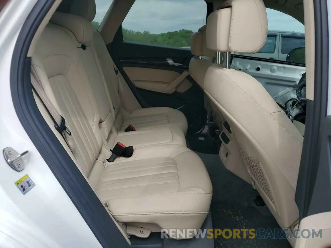 11 fotografías del automóvil dañado WA1BNAFY7L2100547 AUDI Q5 2020