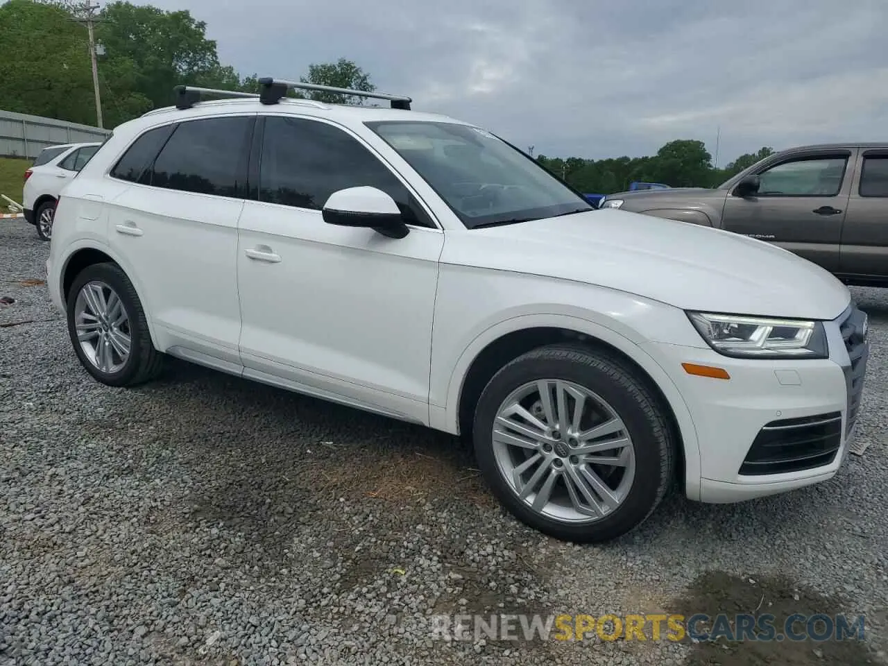 4 fotografías del automóvil dañado WA1BNAFY7L2100547 AUDI Q5 2020