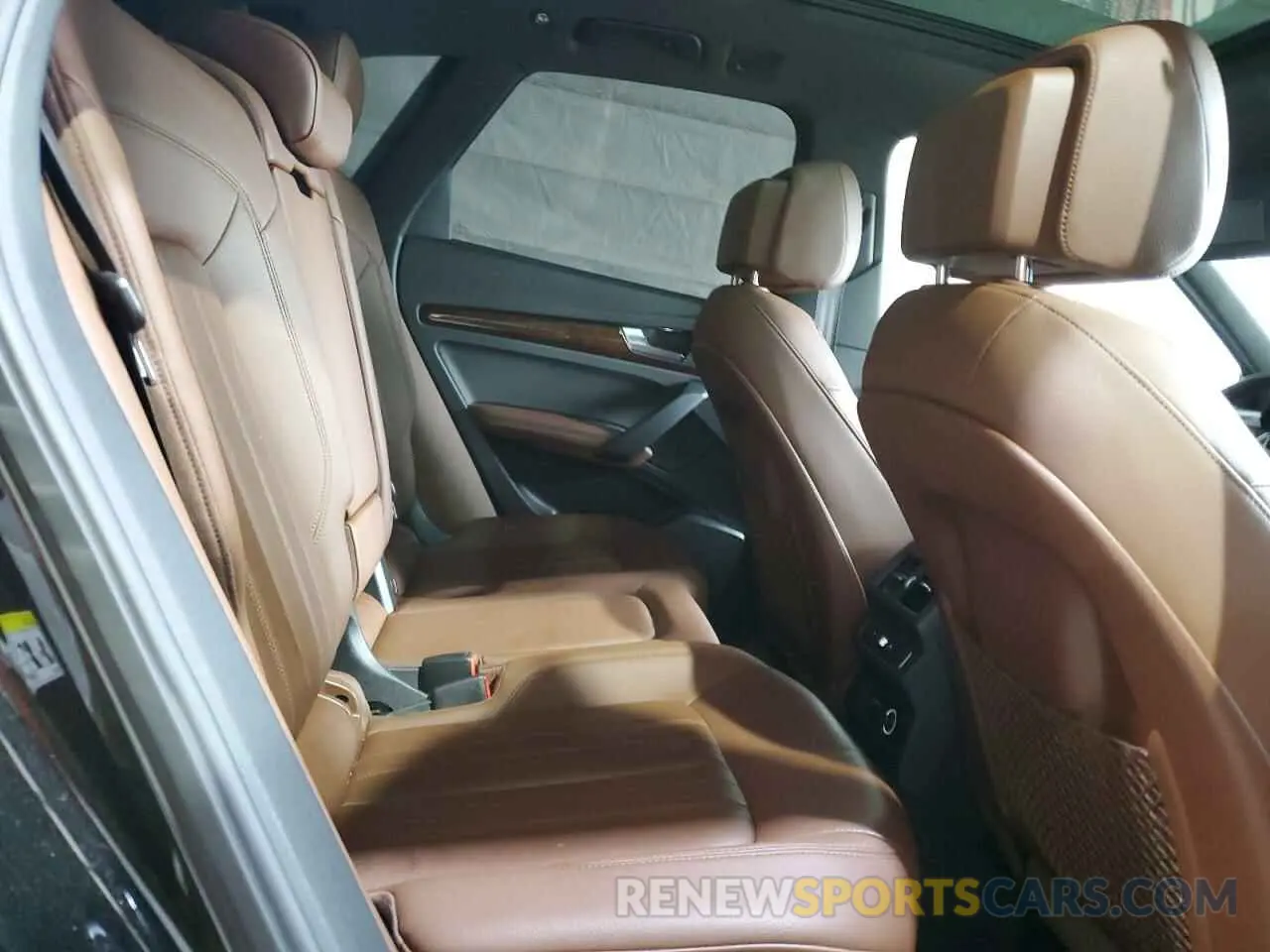11 fotografías del automóvil dañado WA1BNAFY8L2039726 AUDI Q5 2020
