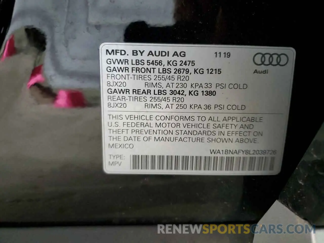 13 fotografías del automóvil dañado WA1BNAFY8L2039726 AUDI Q5 2020