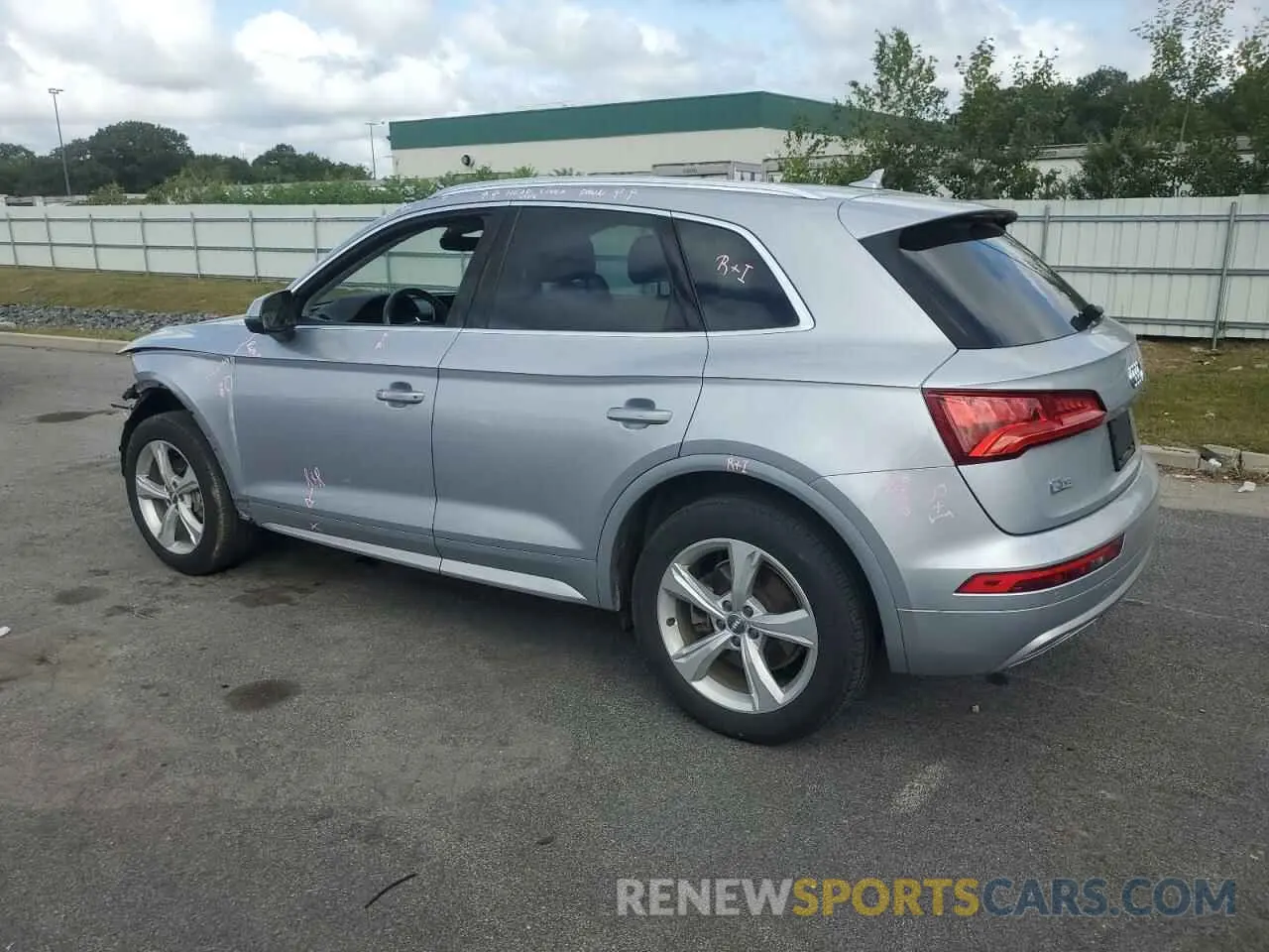 2 fotografías del automóvil dañado WA1BNAFYXL2051344 AUDI Q5 2020