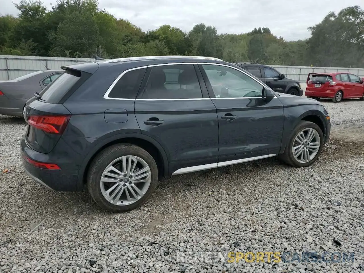 3 fotografías del automóvil dañado WA1CNAFY1L2064830 AUDI Q5 2020