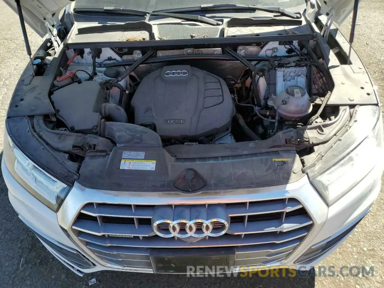 11 fotografías del automóvil dañado WA1CNAFY2L2086450 AUDI Q5 2020