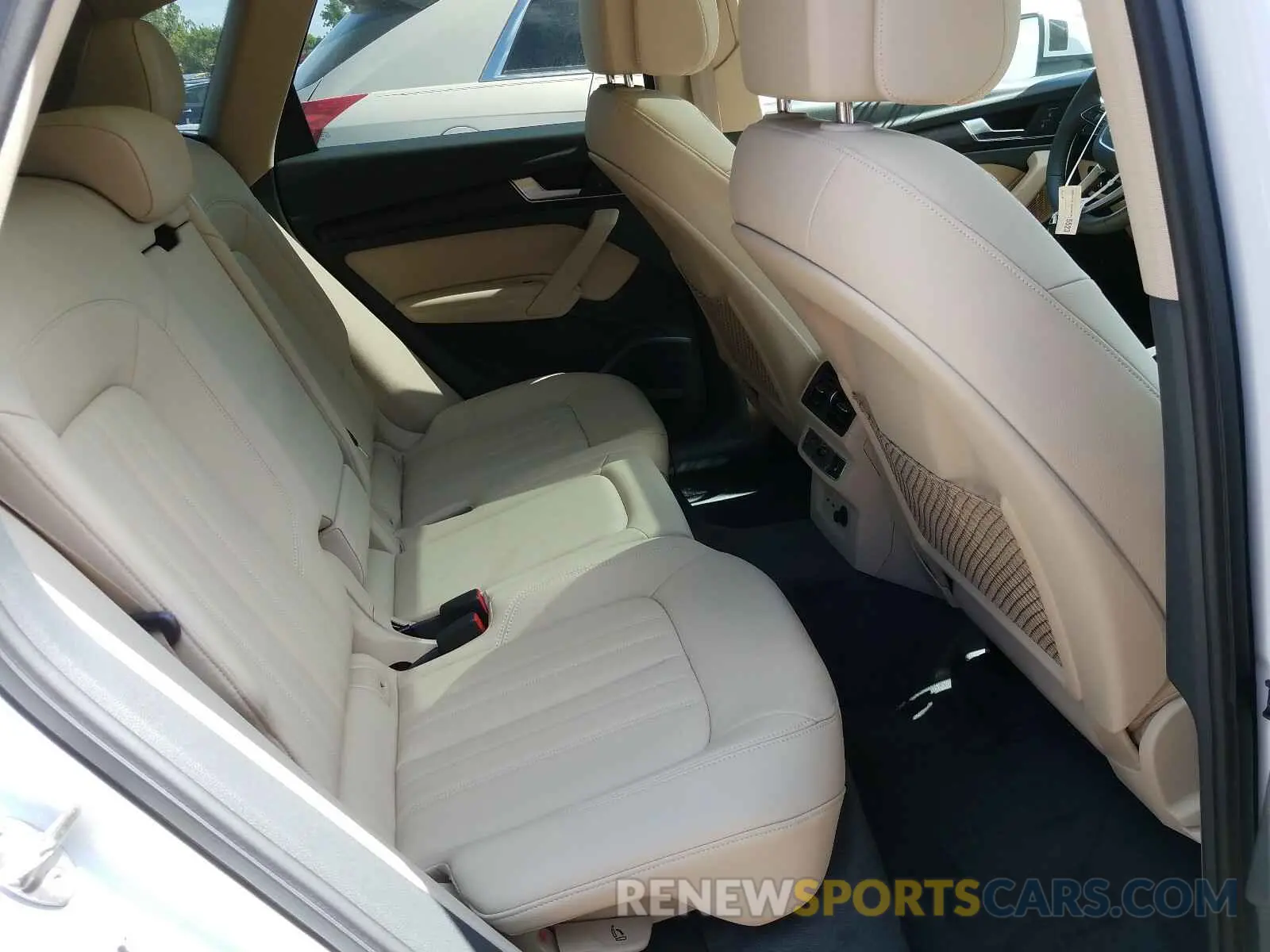 6 fotografías del automóvil dañado WA1CNAFY7L2078781 AUDI Q5 2020