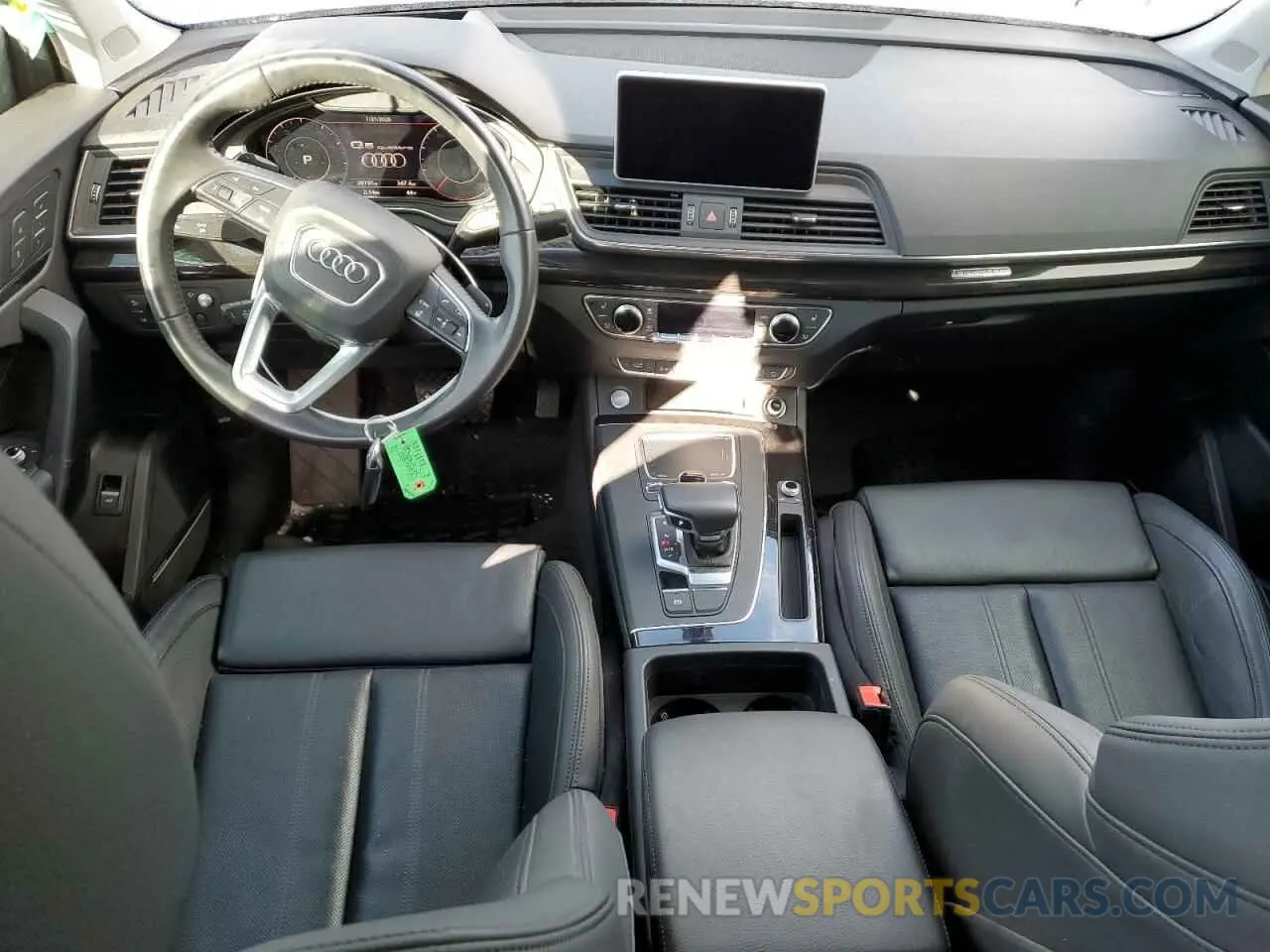 8 fotografías del automóvil dañado WA1CNAFY9L2091936 AUDI Q5 2020