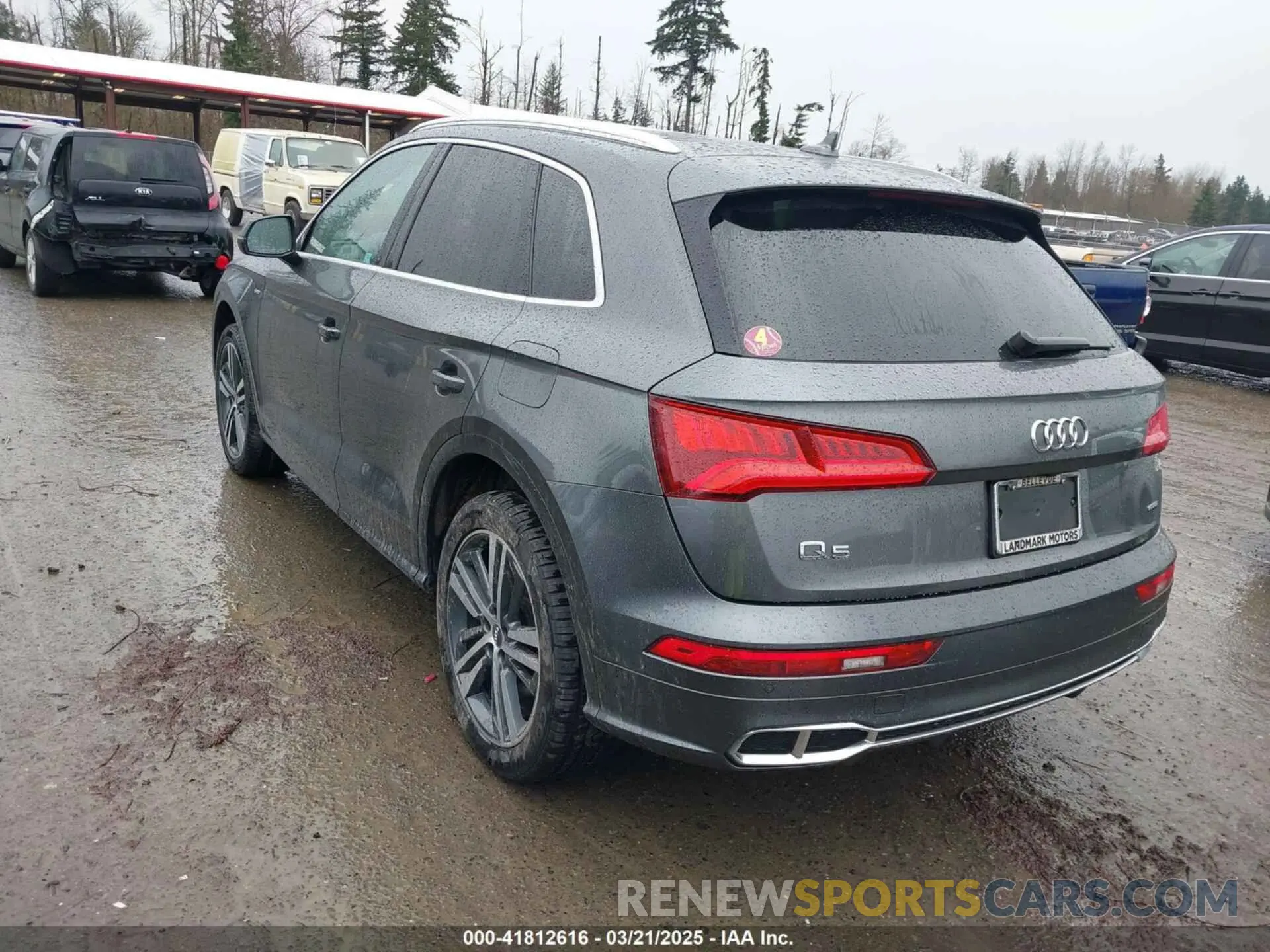 3 fotografías del automóvil dañado WA1E2AFY5L2106711 AUDI Q5 2020
