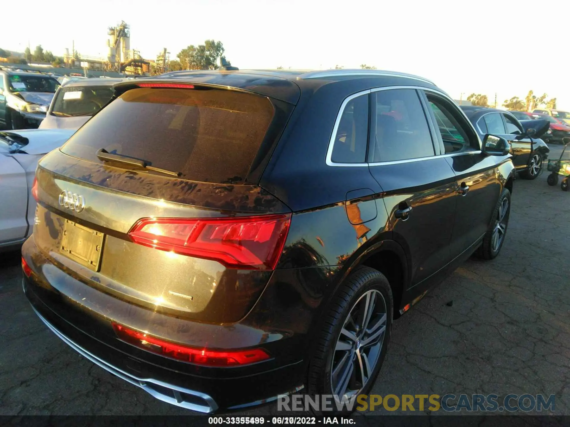 4 fotografías del automóvil dañado WA1E2AFY7L2076398 AUDI Q5 2020