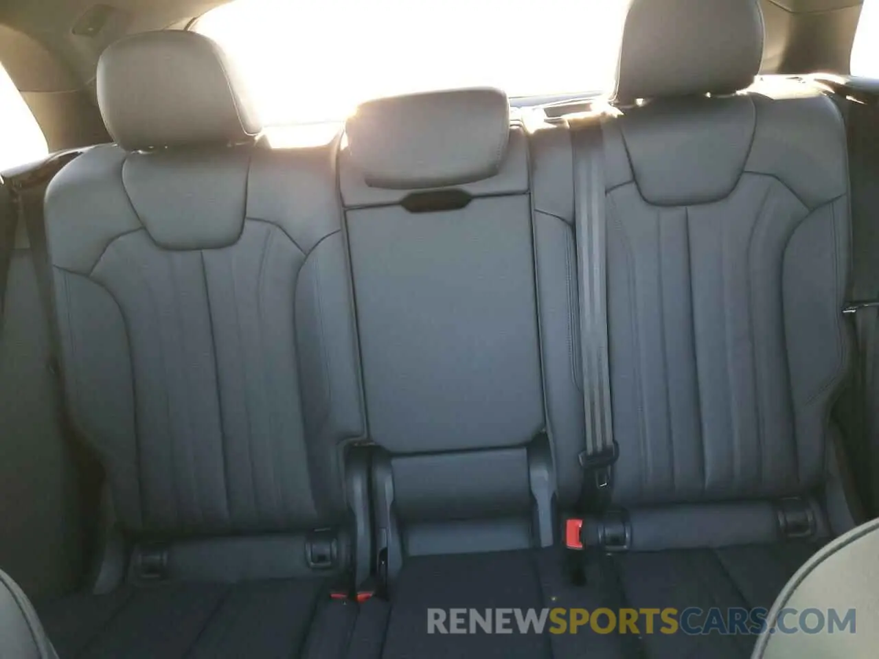 10 fotografías del automóvil dañado WA1ENAFY6L2123914 AUDI Q5 2020