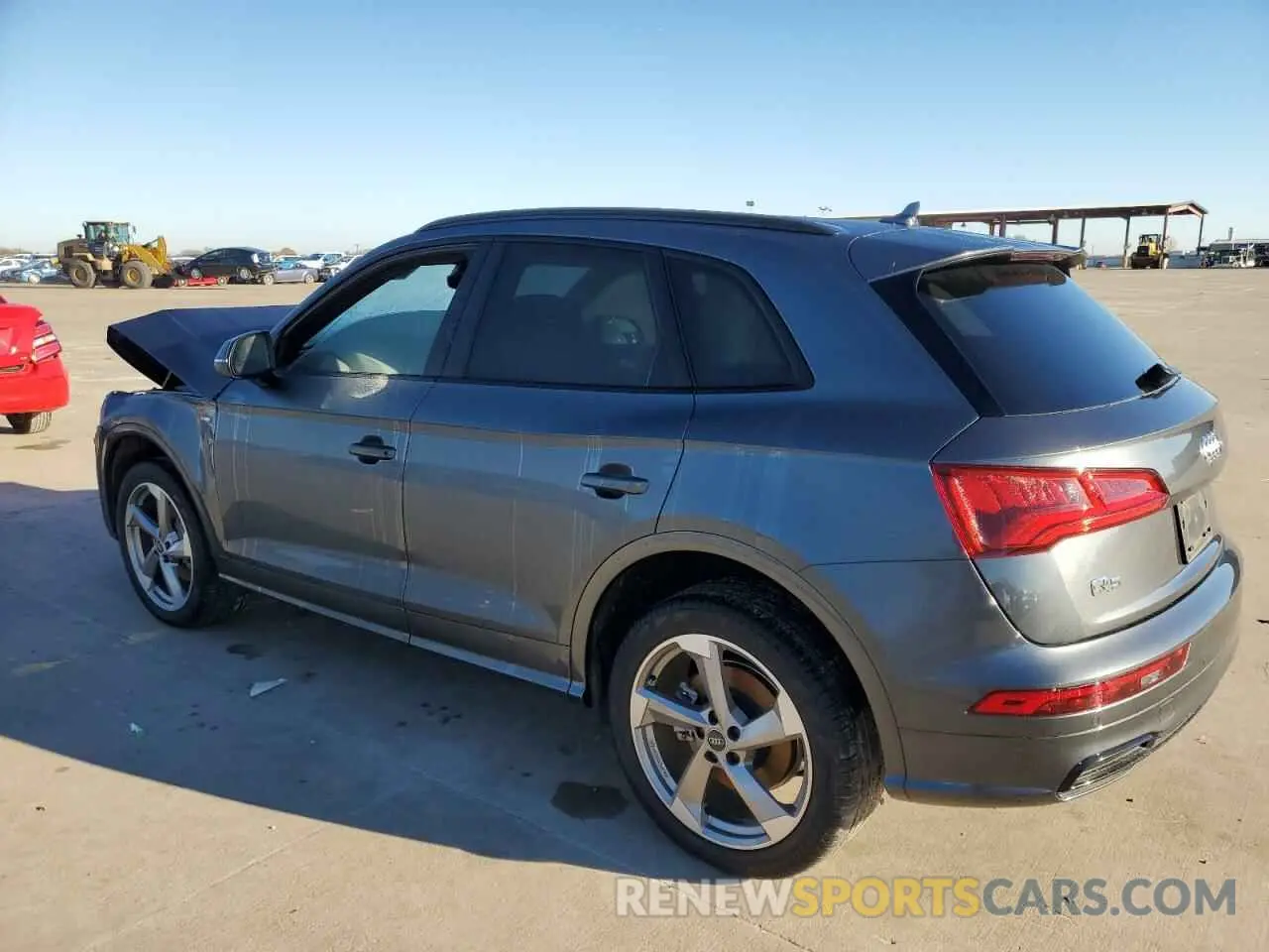 2 fotografías del automóvil dañado WA1ENAFY6L2123914 AUDI Q5 2020
