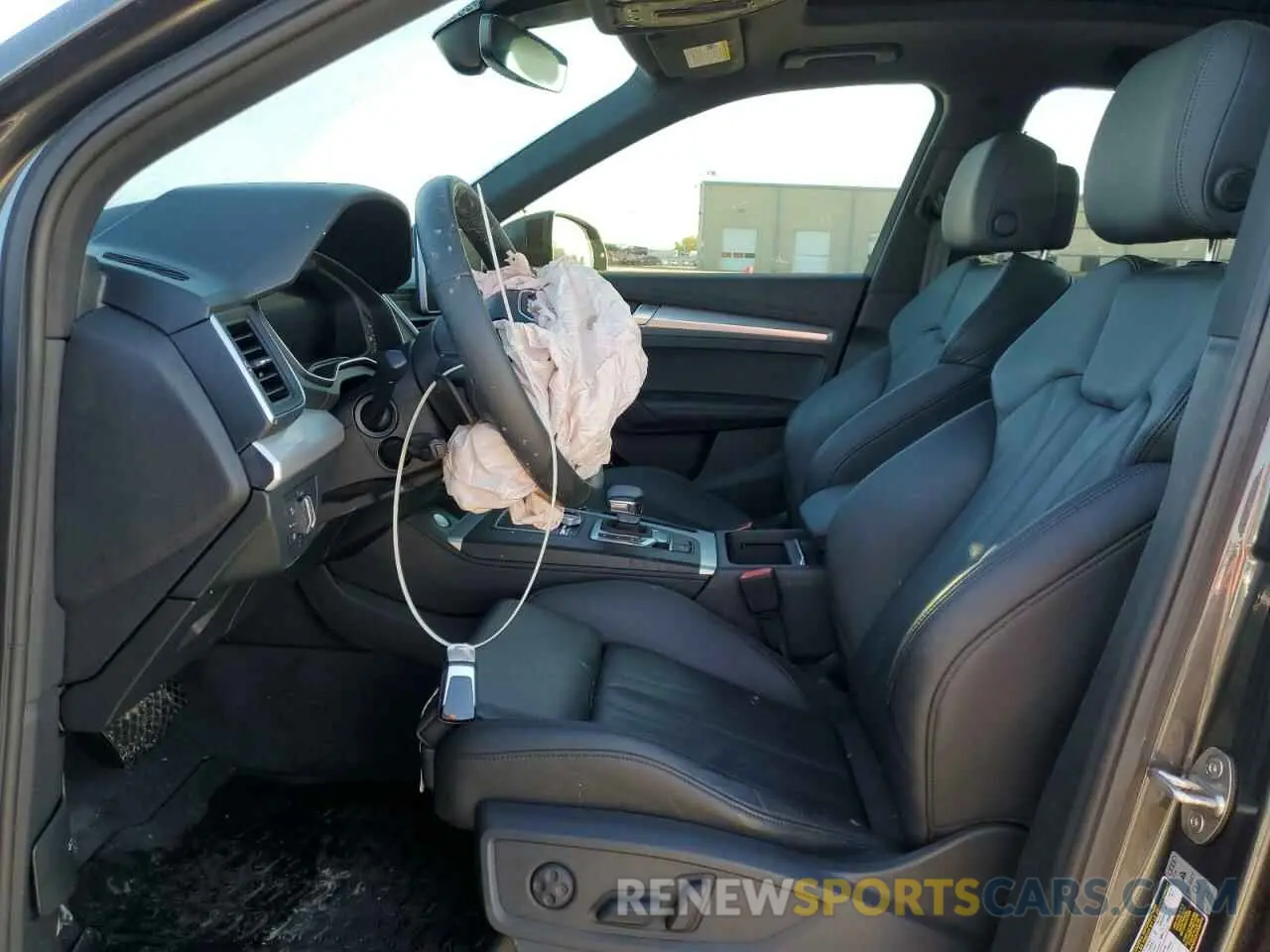 7 fotografías del automóvil dañado WA1ENAFY6L2123914 AUDI Q5 2020