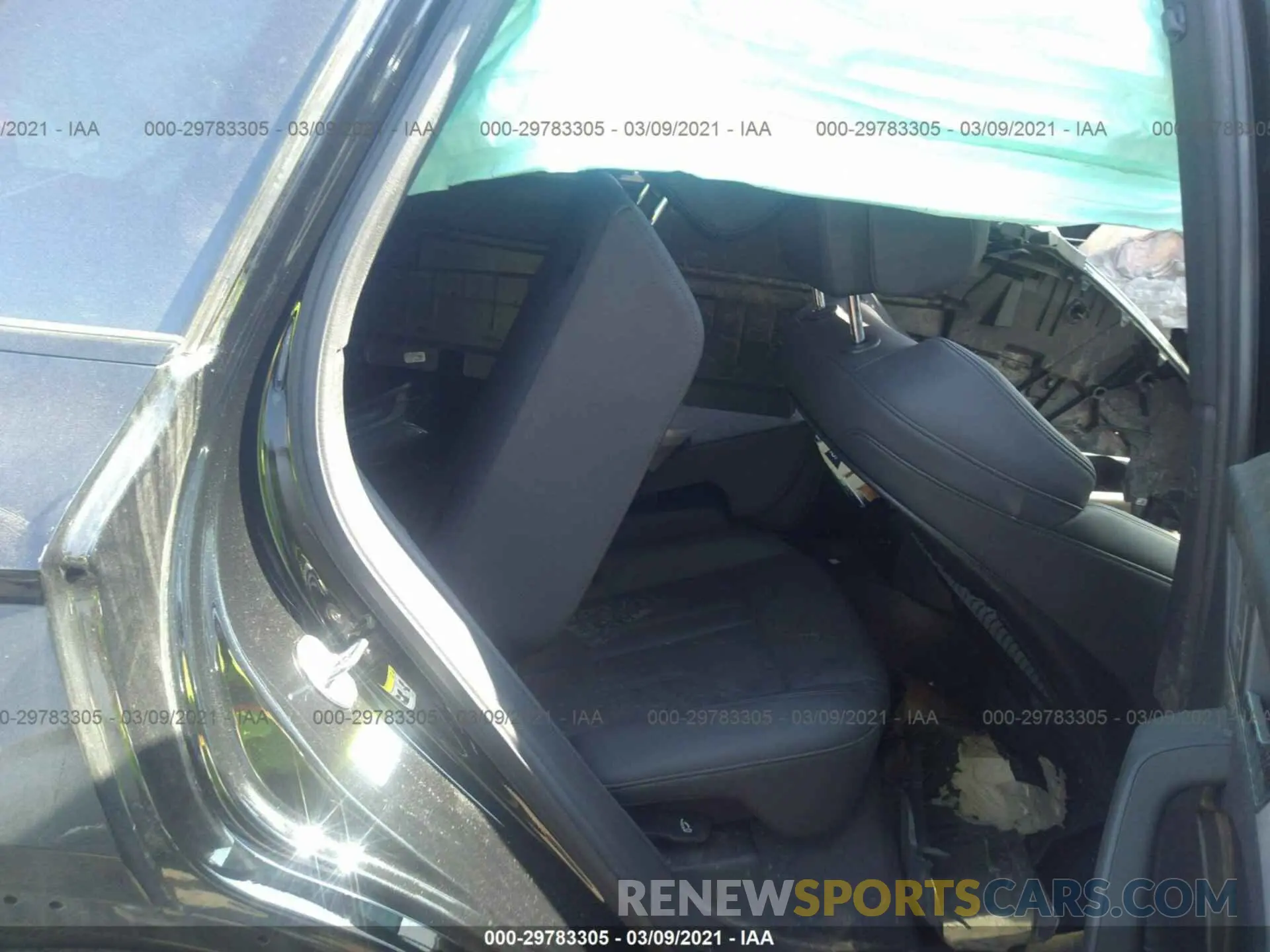 8 fotografías del automóvil dañado WA1ENAFY9L2084123 AUDI Q5 2020