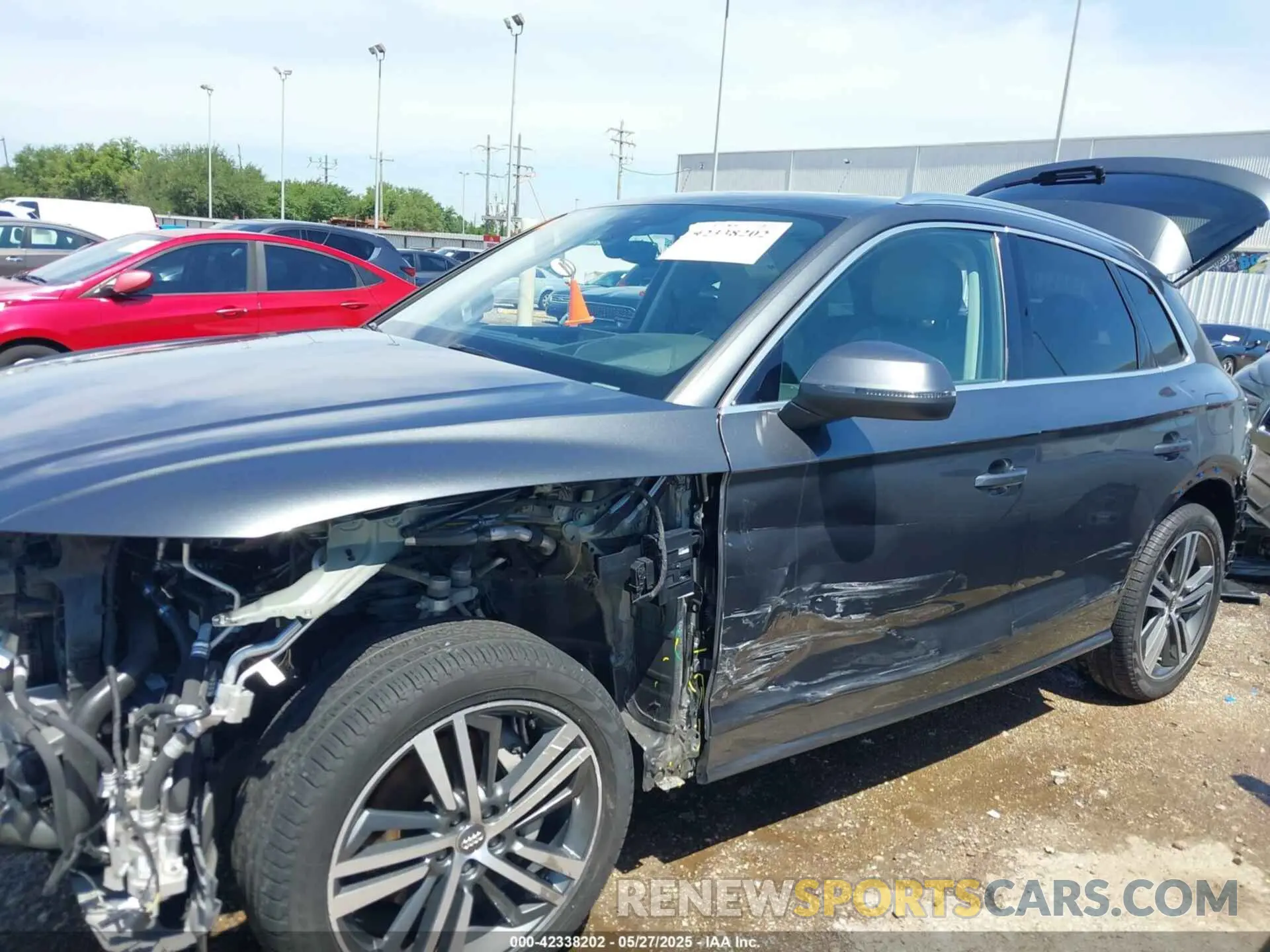 22 fotografías del automóvil dañado WA1F2AFY3L2112446 AUDI Q5 2020