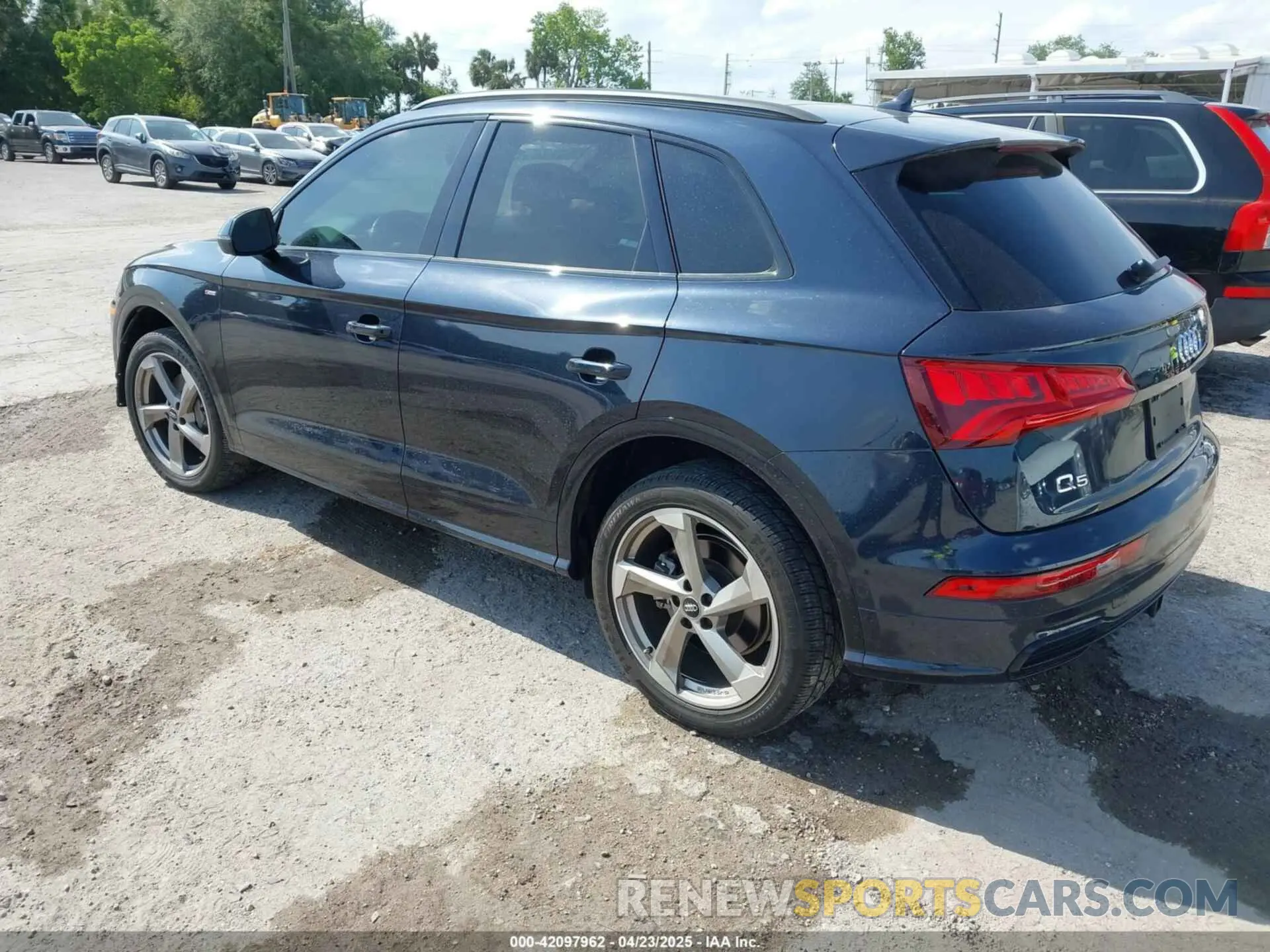 3 fotografías del automóvil dañado WA1FNAFYXL2093983 AUDI Q5 2020