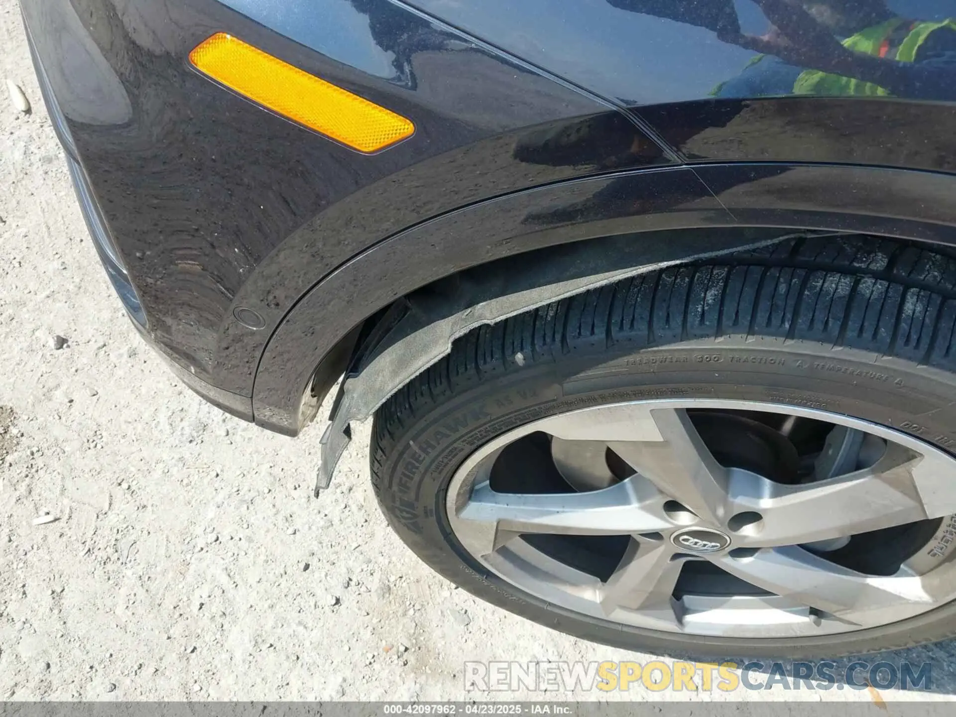 6 fotografías del automóvil dañado WA1FNAFYXL2093983 AUDI Q5 2020
