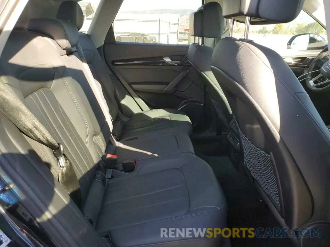 11 fotografías del automóvil dañado WA1G2AFY6L2060055 AUDI Q5 2020