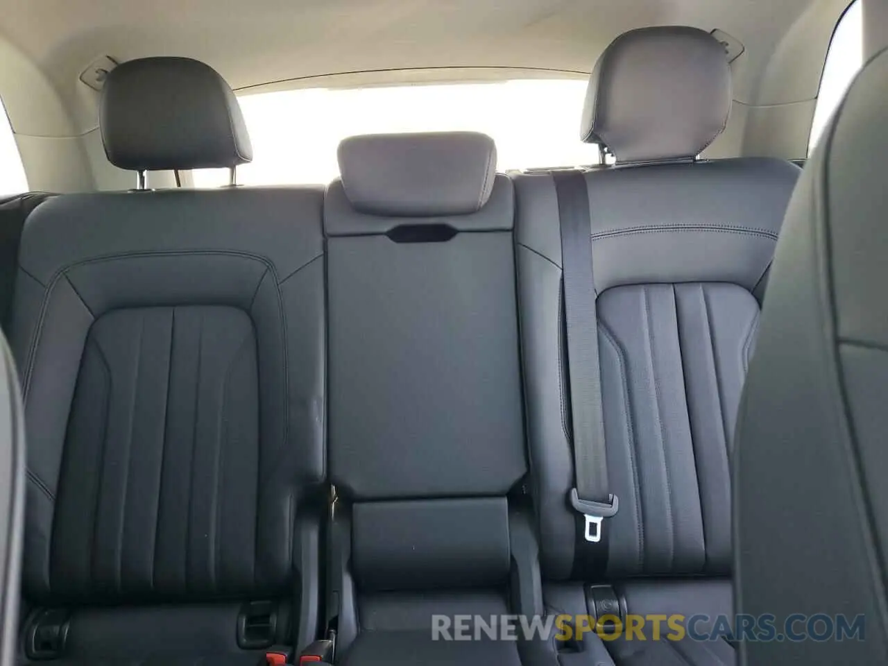 10 fotografías del automóvil dañado WA1G2AFY9L2048790 AUDI Q5 2020